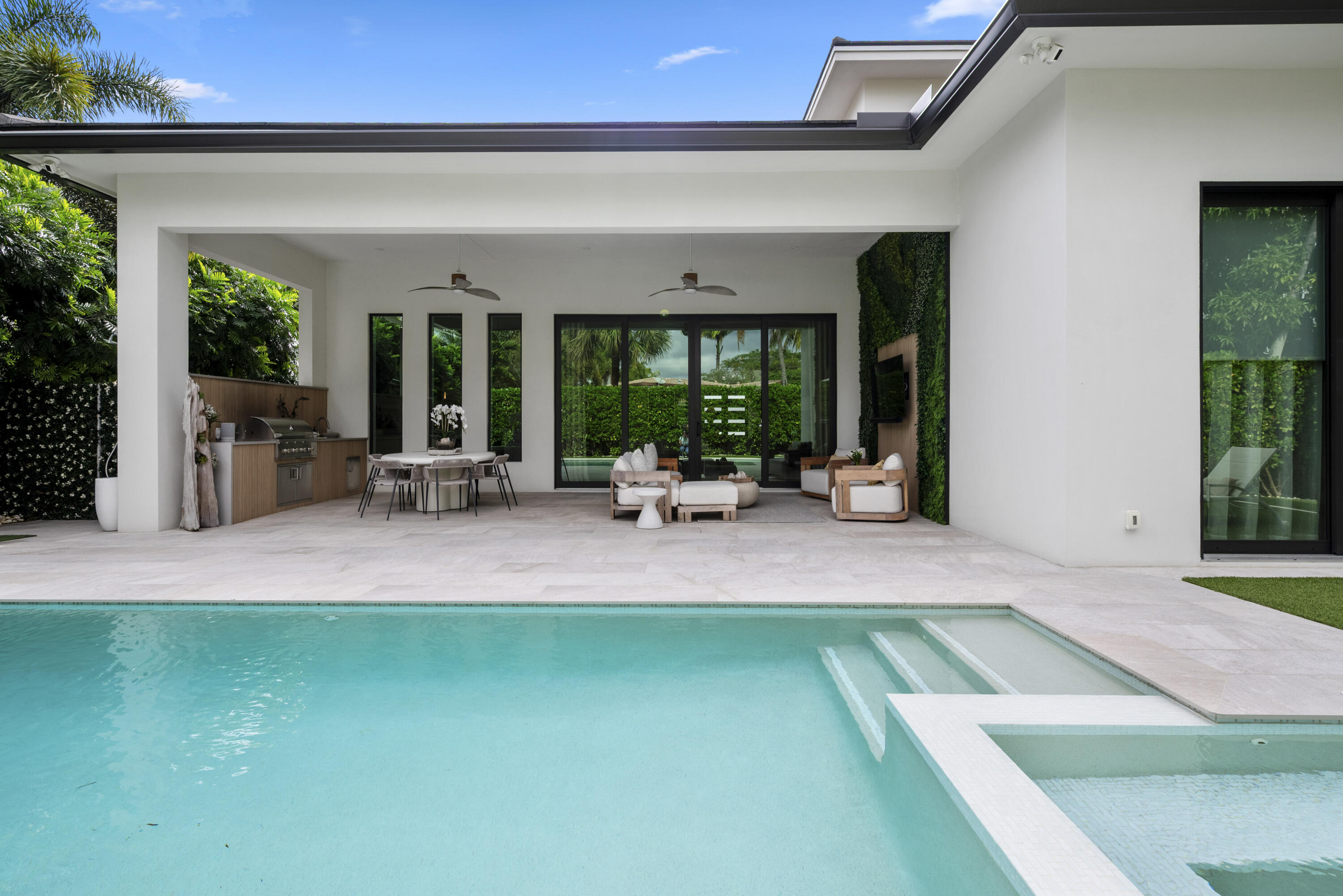 Boca Villas - Residential