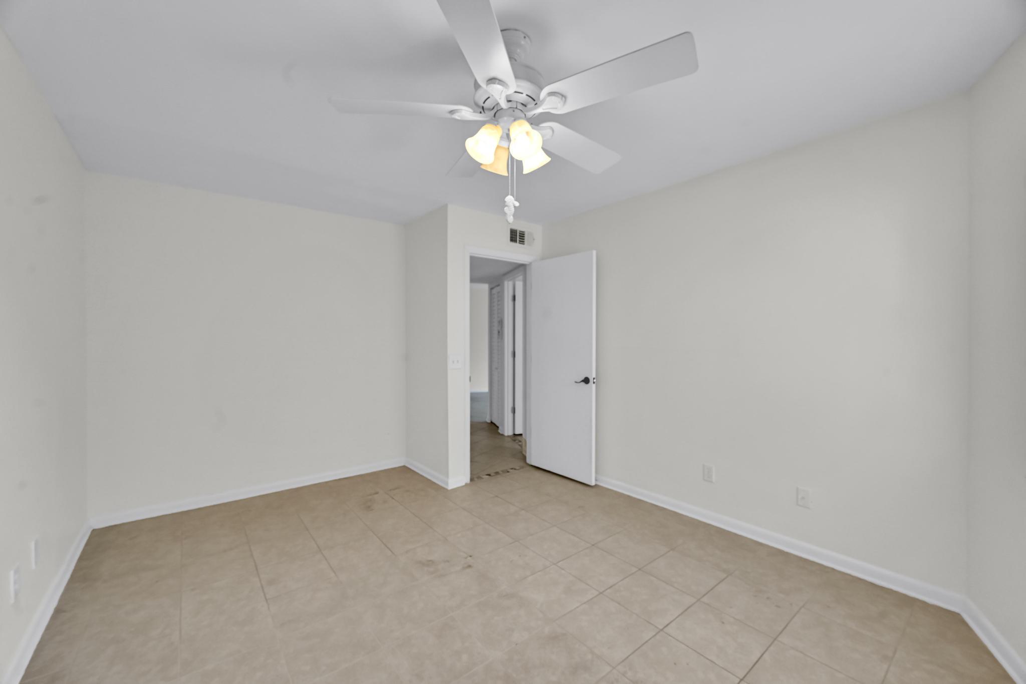 Savannas Club Condo - Residential Lease