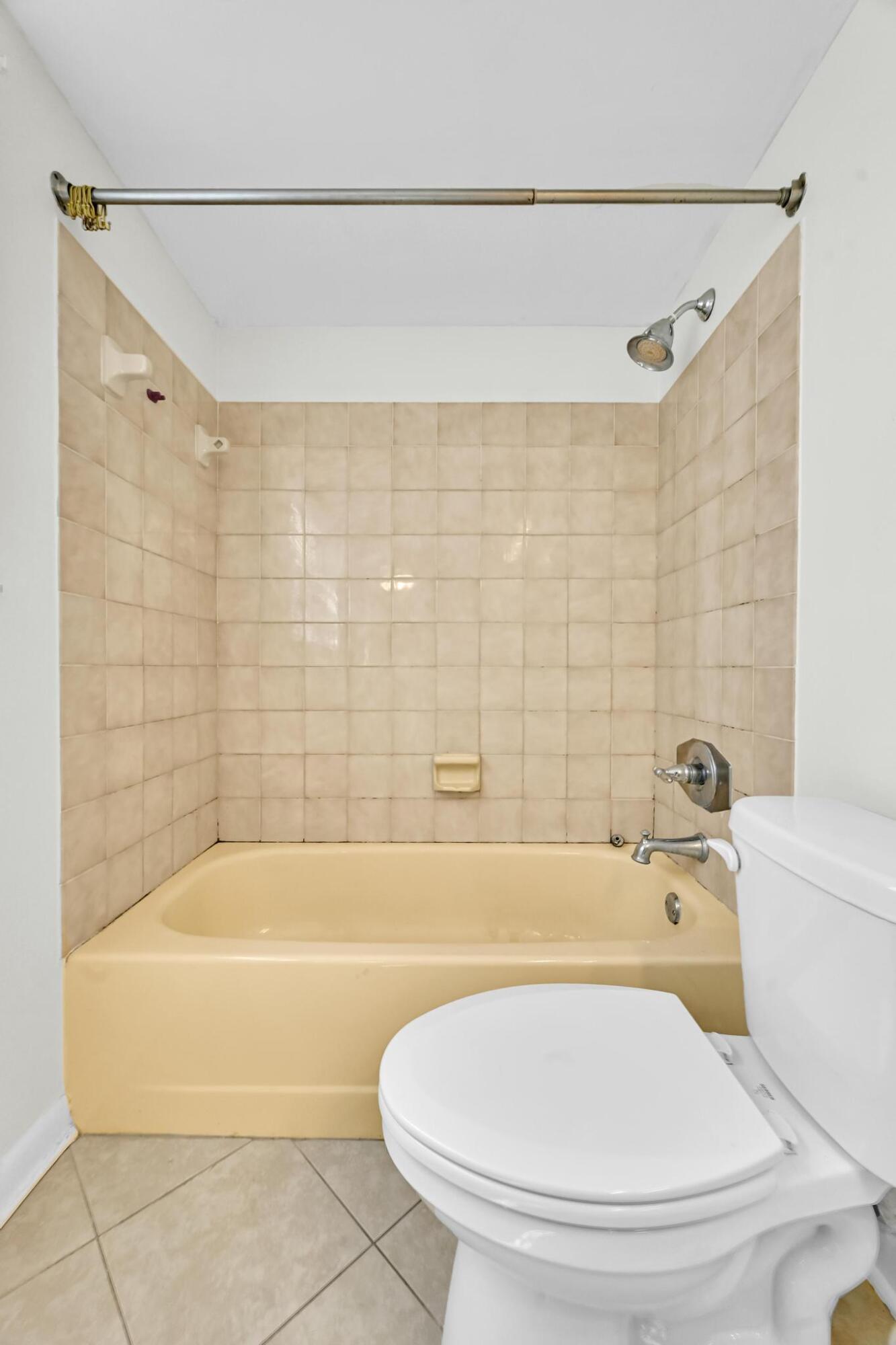 Savannas Club Condo - Residential Lease