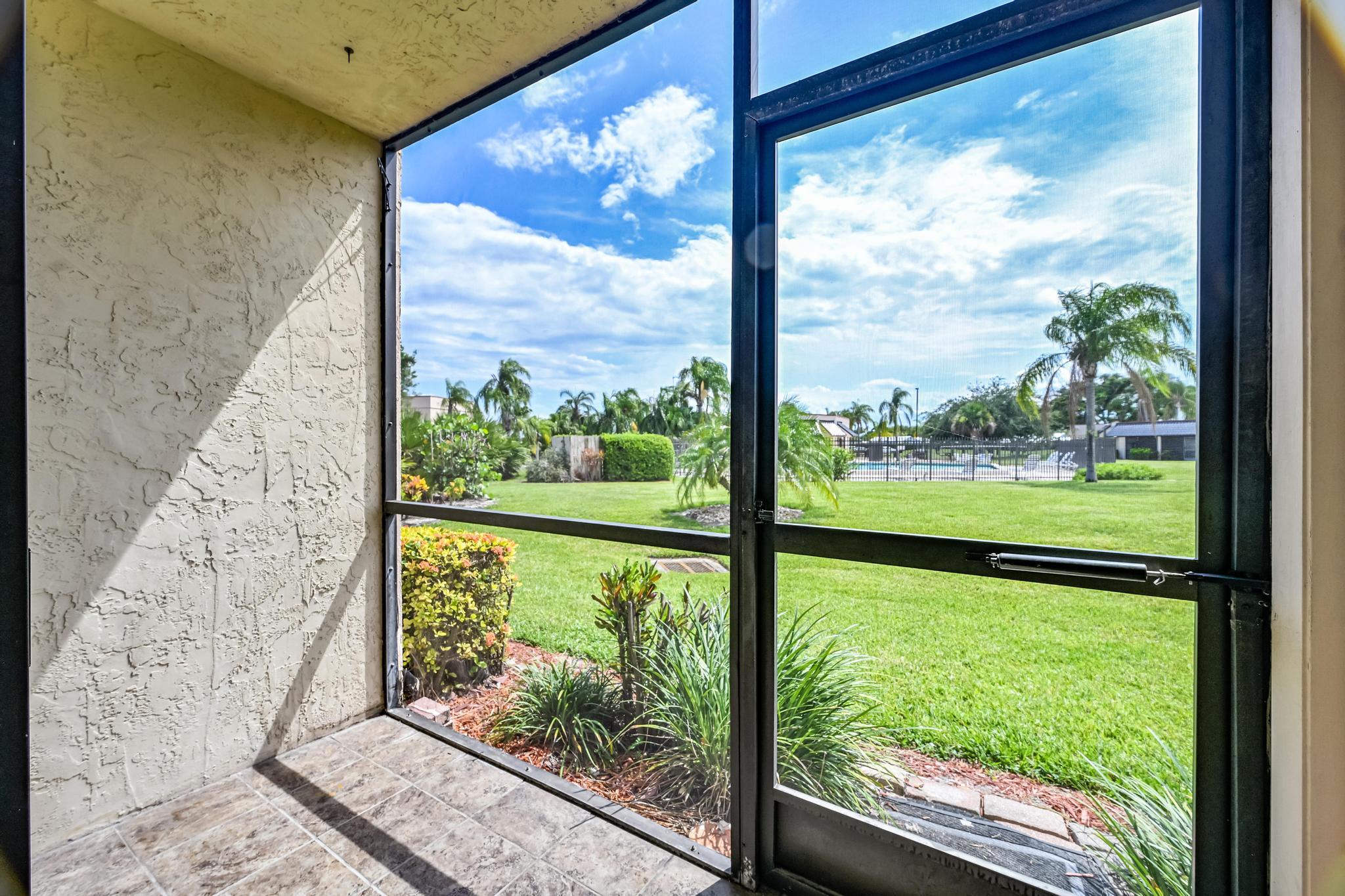 Savannas Club Condo - Residential Lease