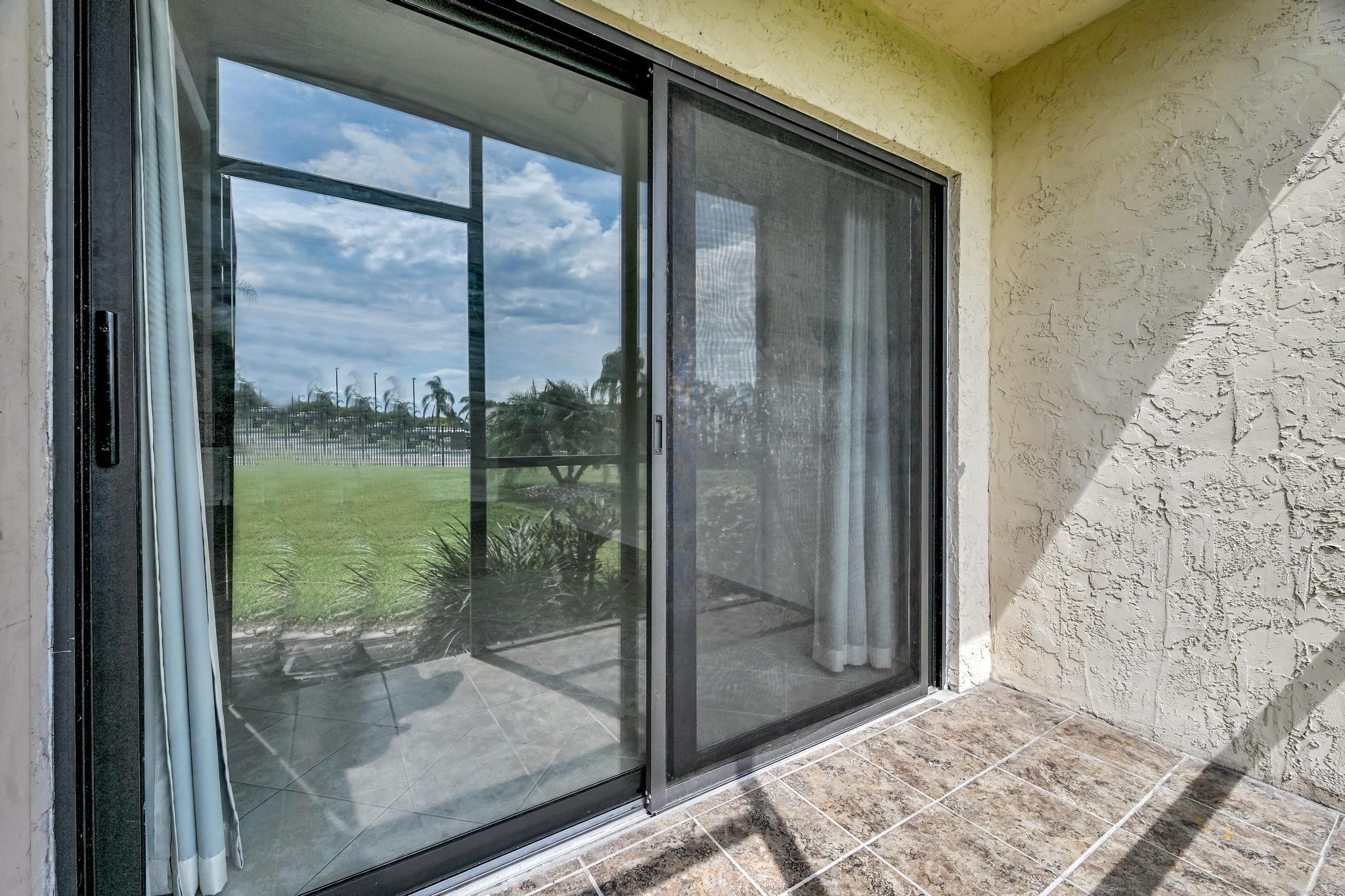 Savannas Club Condo - Residential Lease