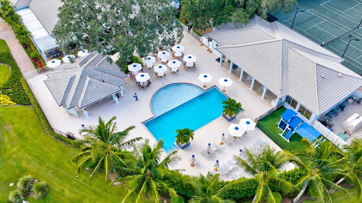 DELRAY DUNES FIRST SEC - Residential