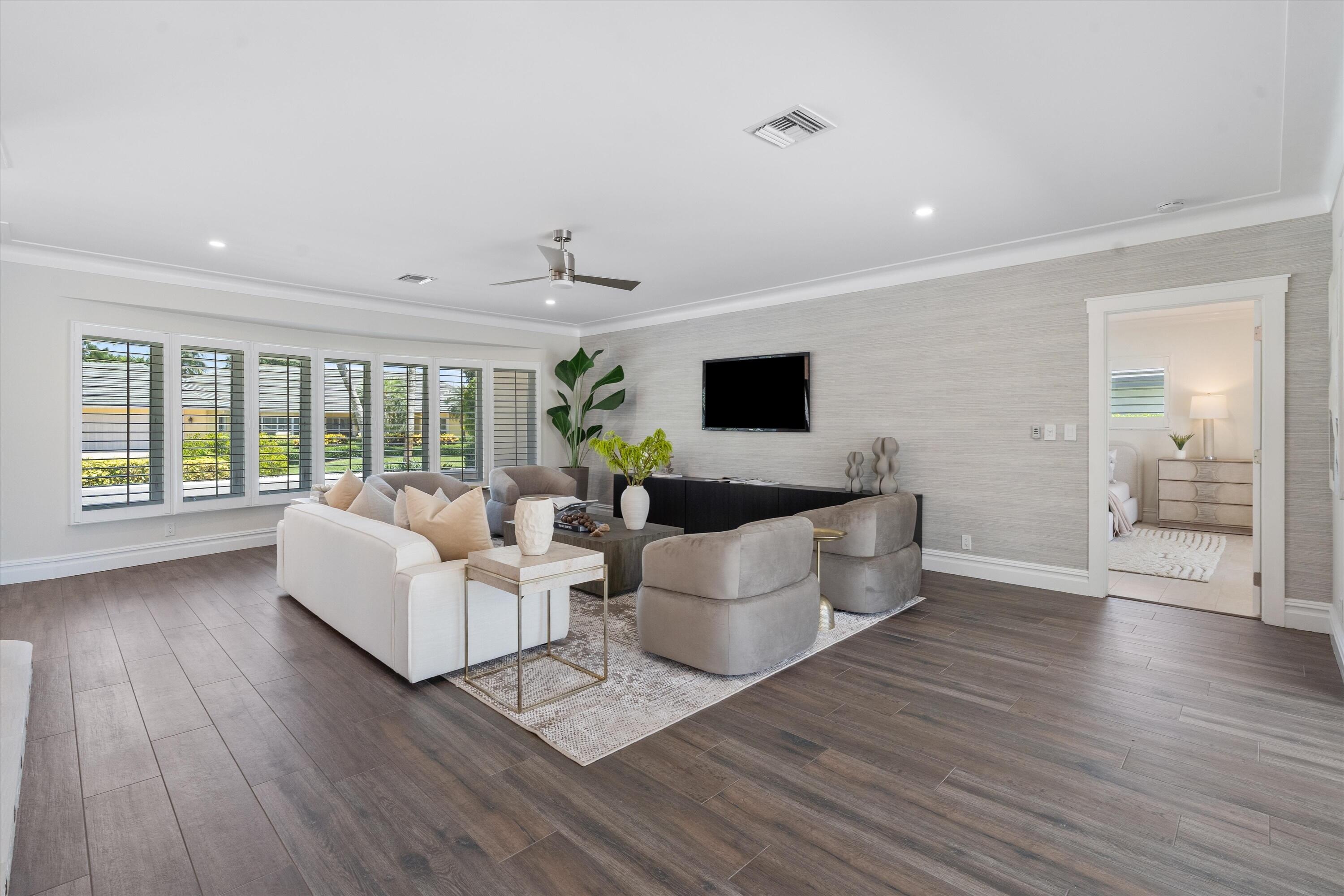 DELRAY DUNES FIRST SEC - Residential