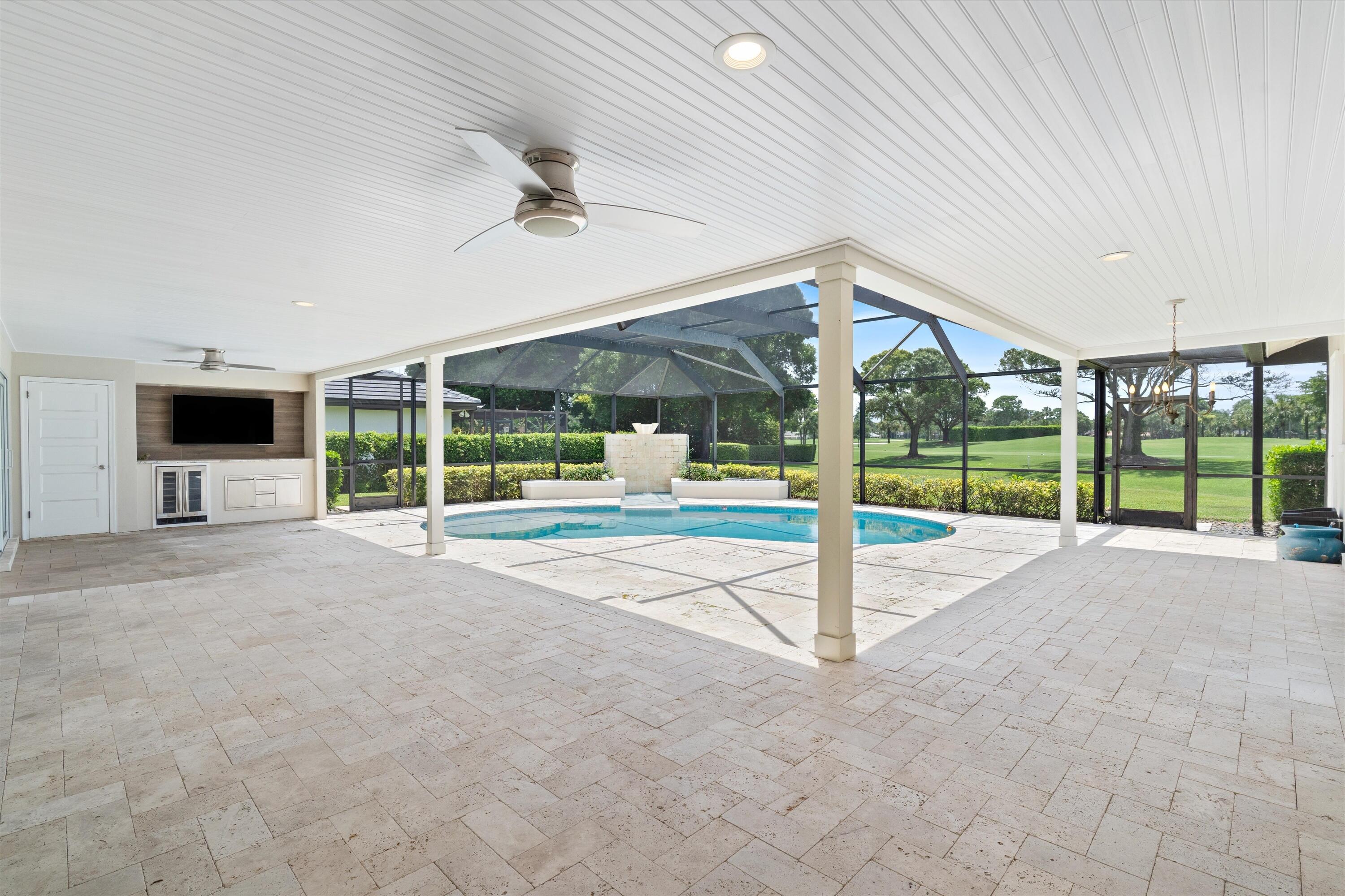 DELRAY DUNES FIRST SEC - Residential