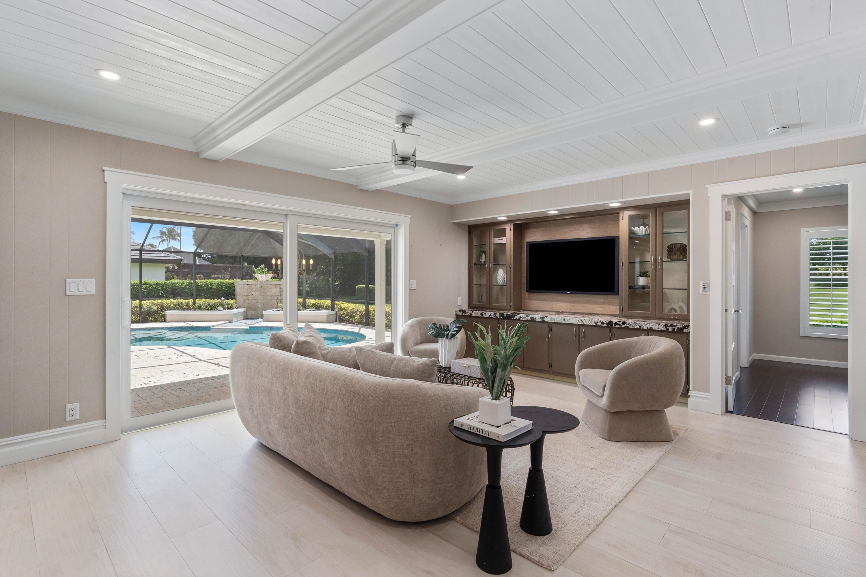 DELRAY DUNES FIRST SEC - Residential