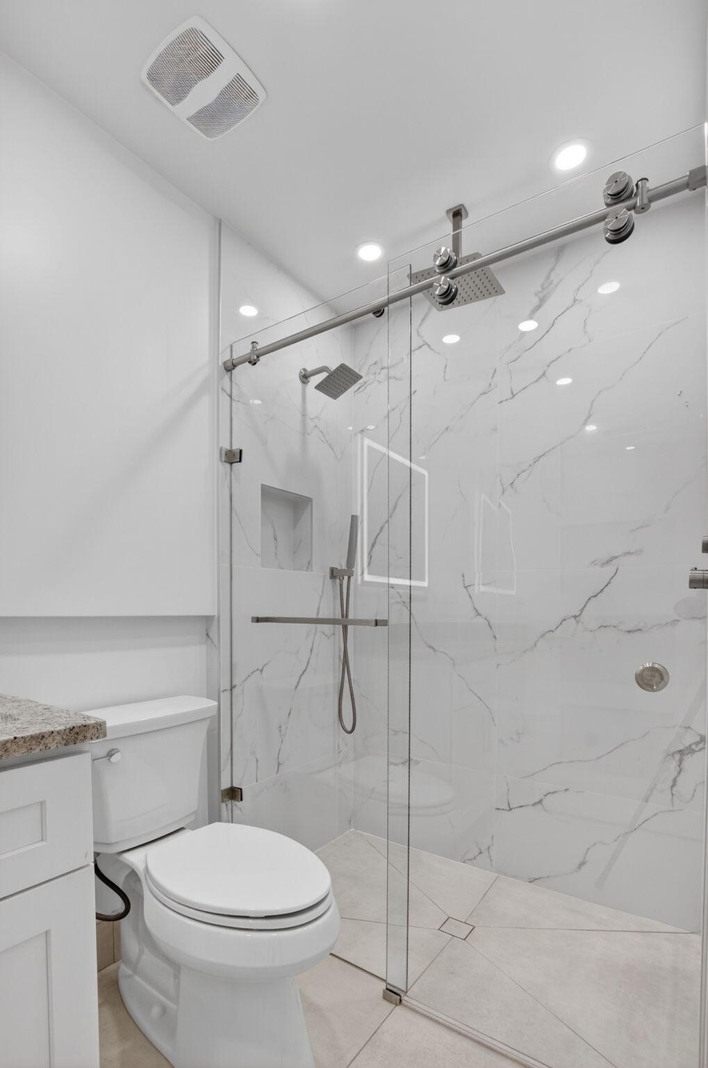 DELRAY VILLAS 2 - Residential