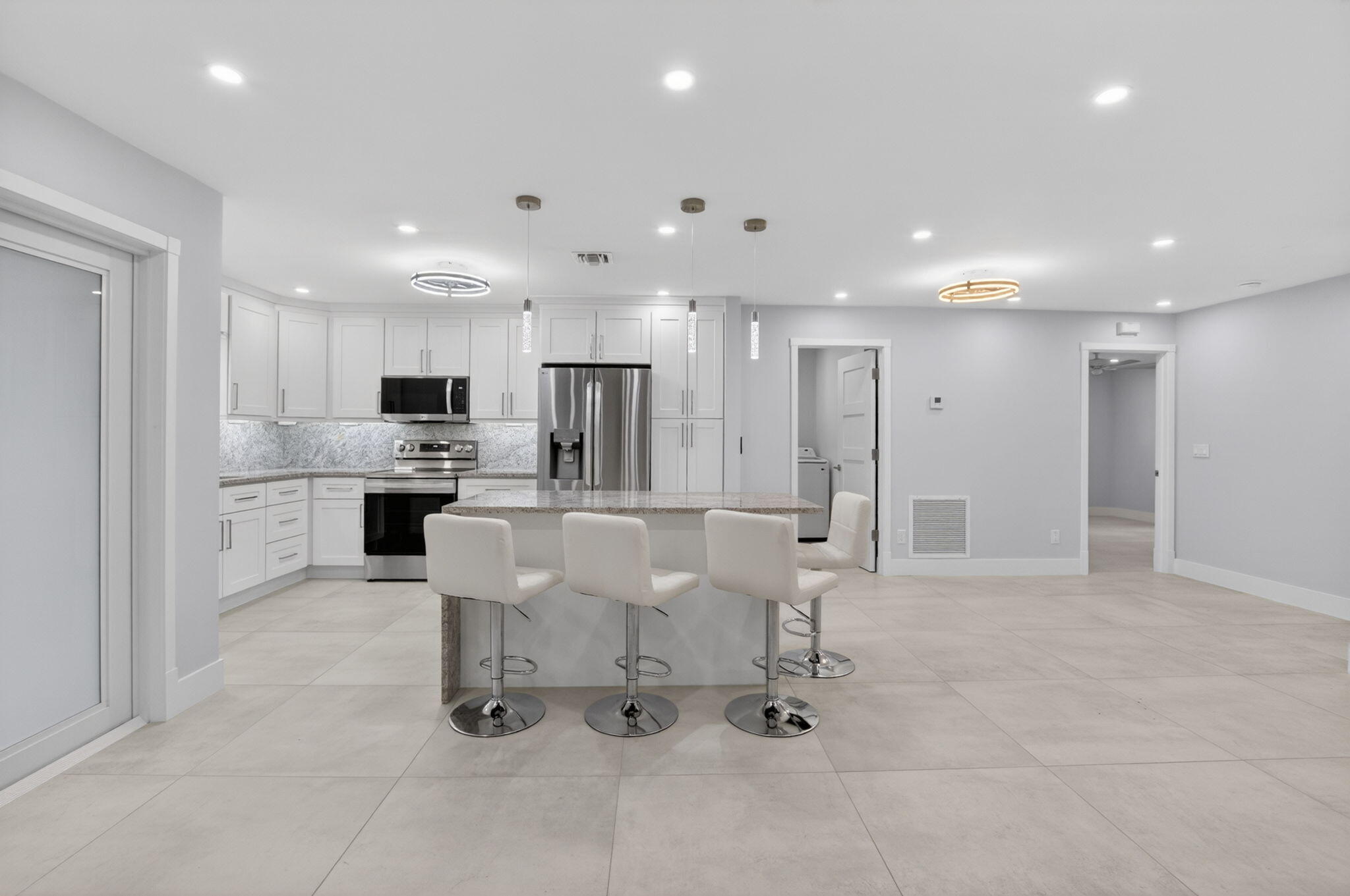 DELRAY VILLAS 2 - Residential