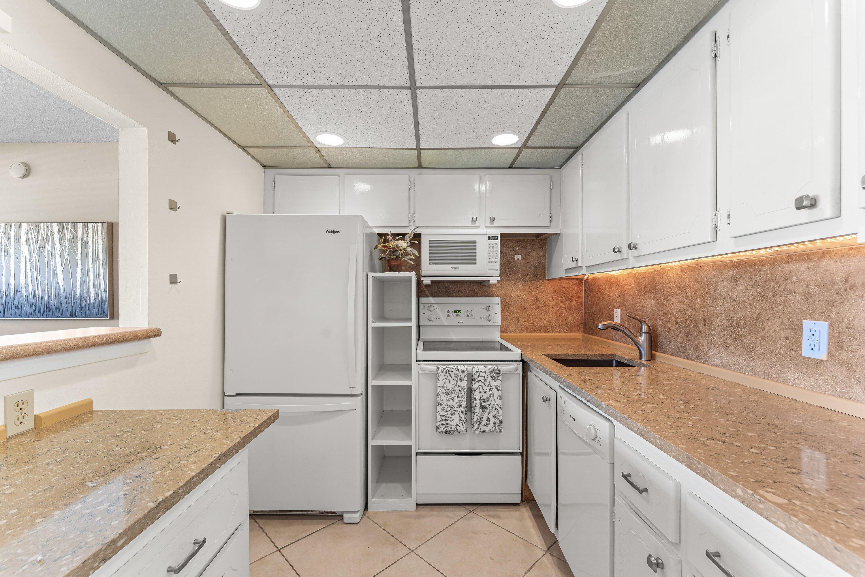 HARWOOD C CONDO - Residential