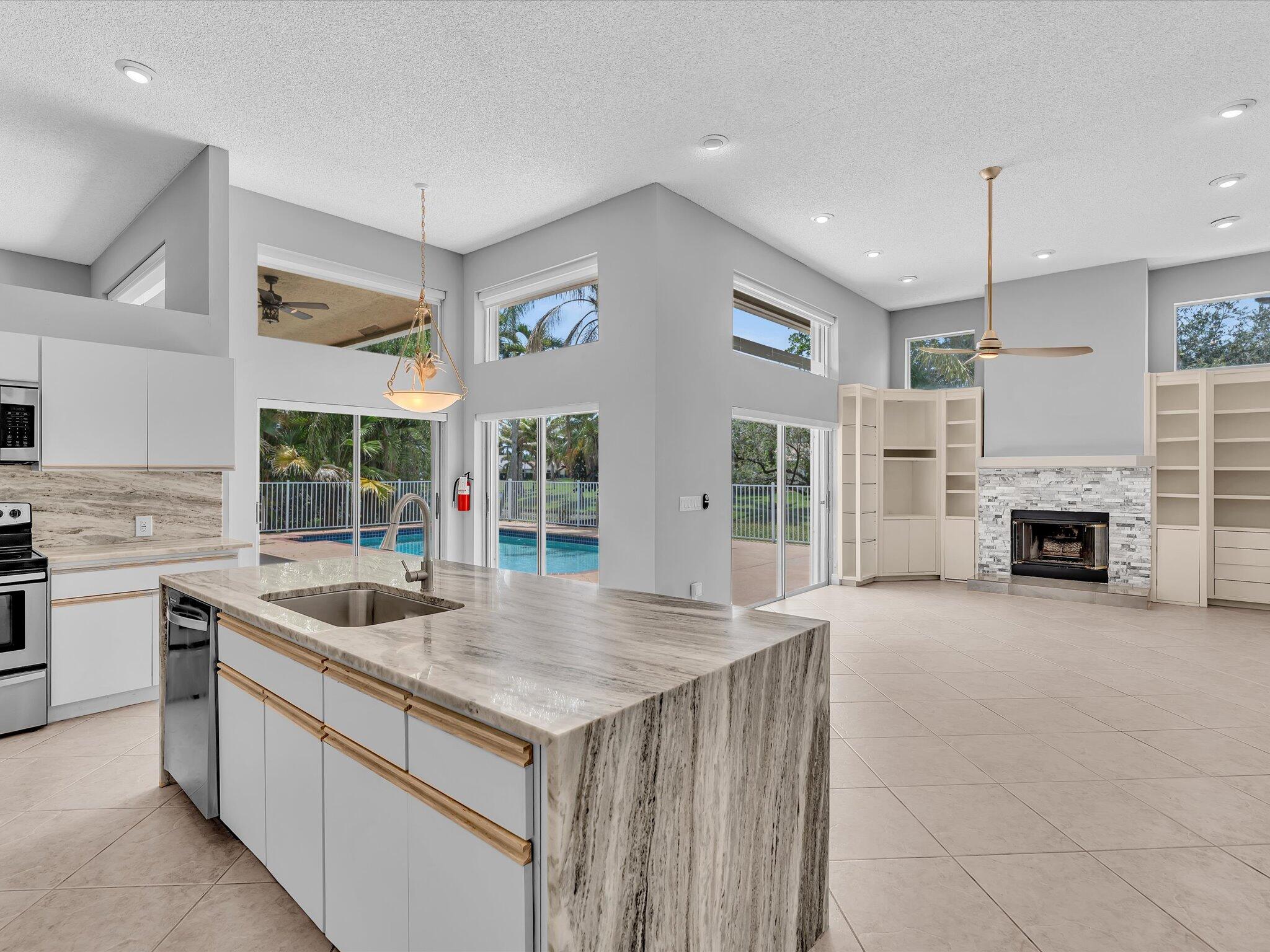 GLEN OAKS - Residential Lease
