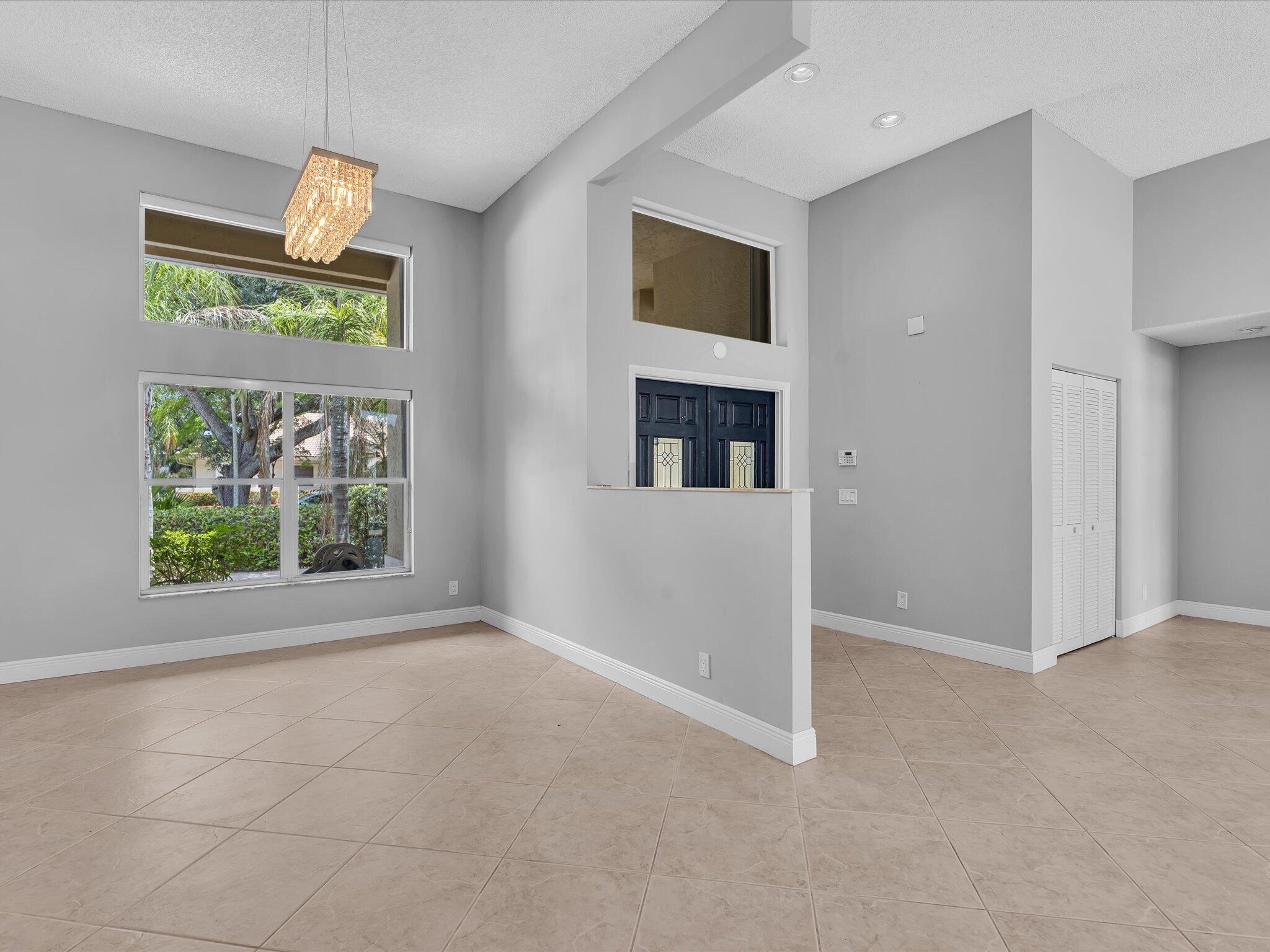 GLEN OAKS - Residential Lease