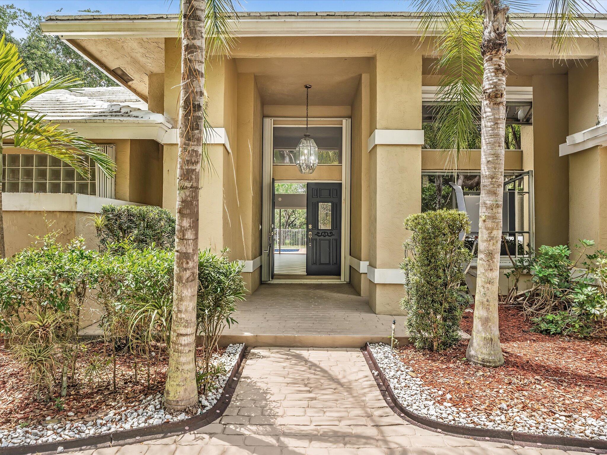GLEN OAKS - Residential Lease