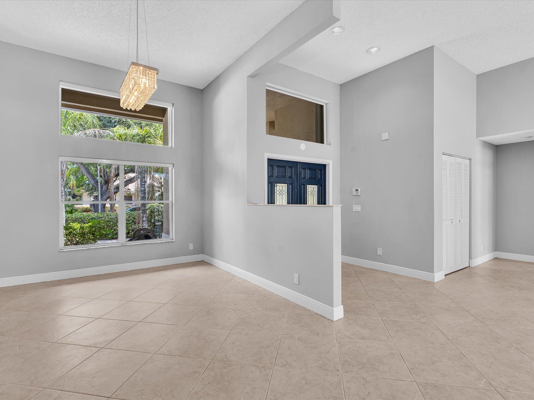 GLEN OAKS - Residential Lease