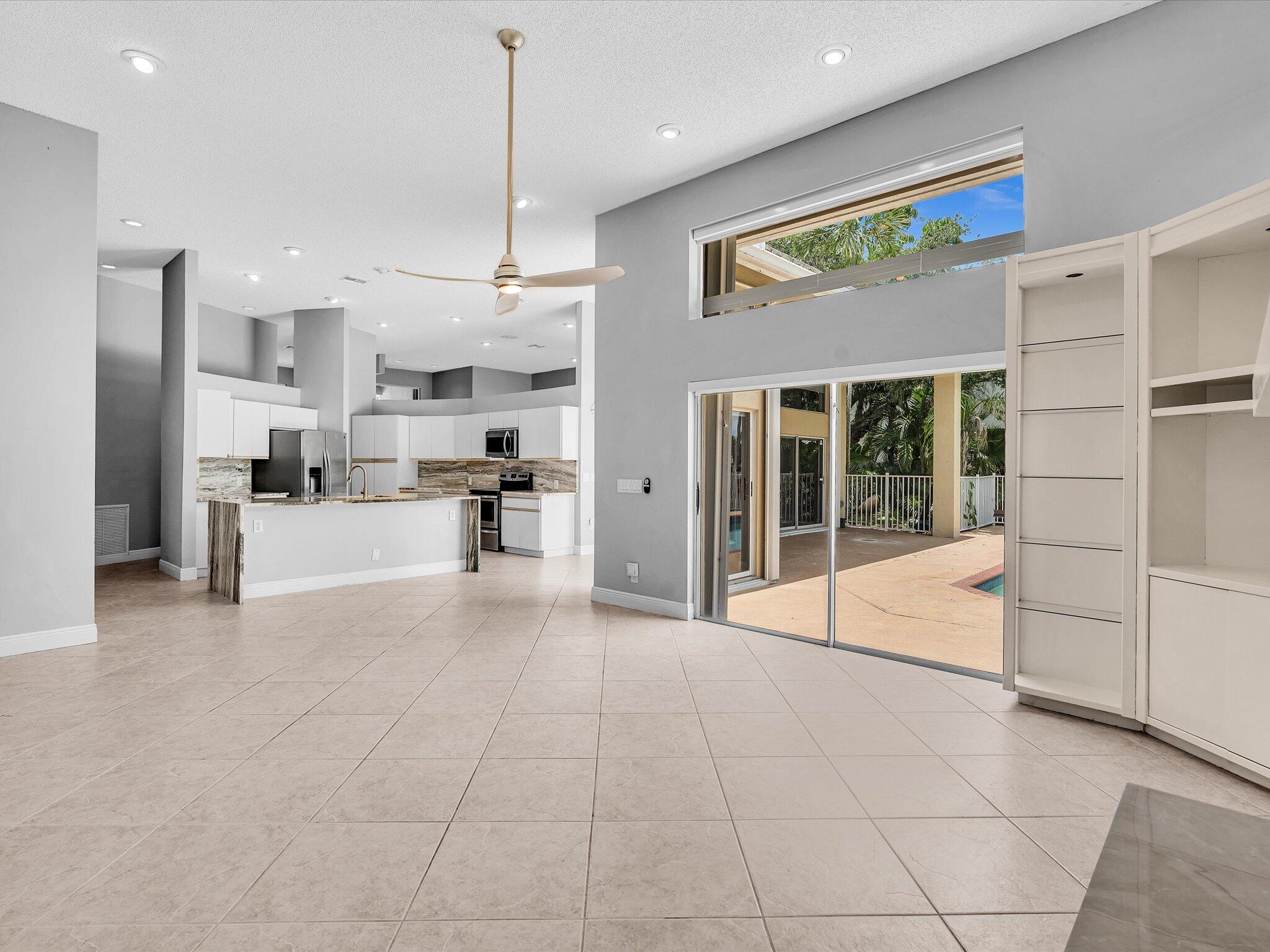 GLEN OAKS - Residential Lease