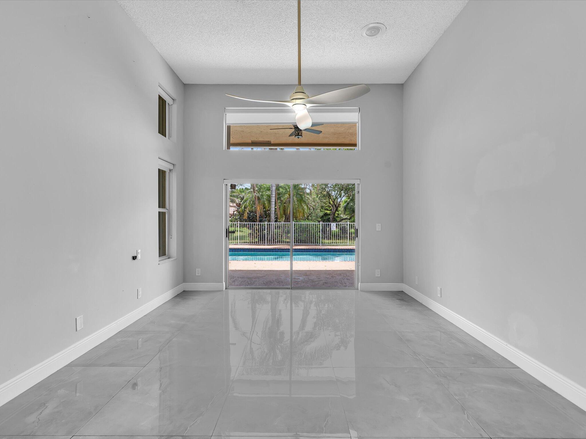 GLEN OAKS - Residential Lease