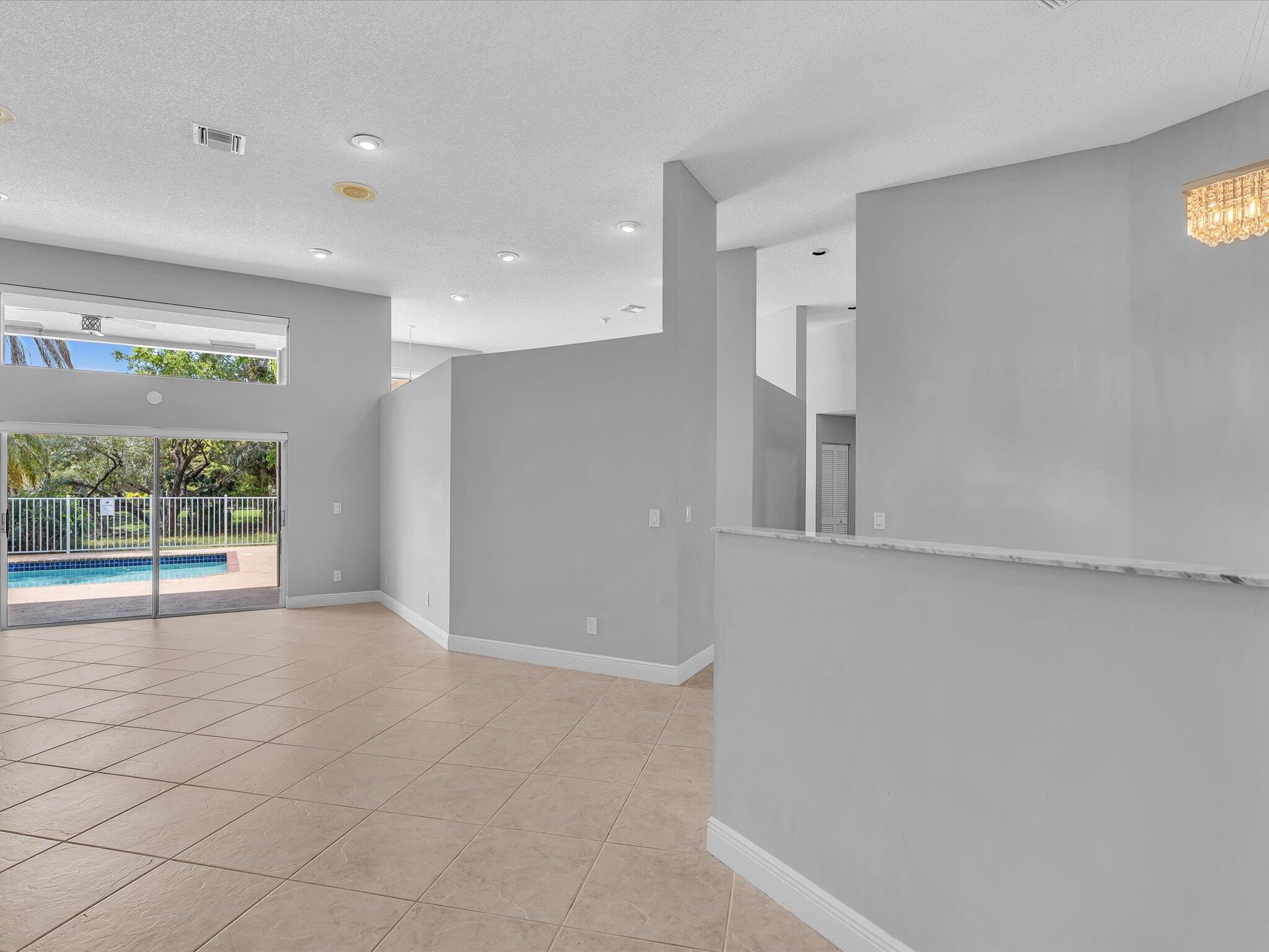 GLEN OAKS - Residential Lease
