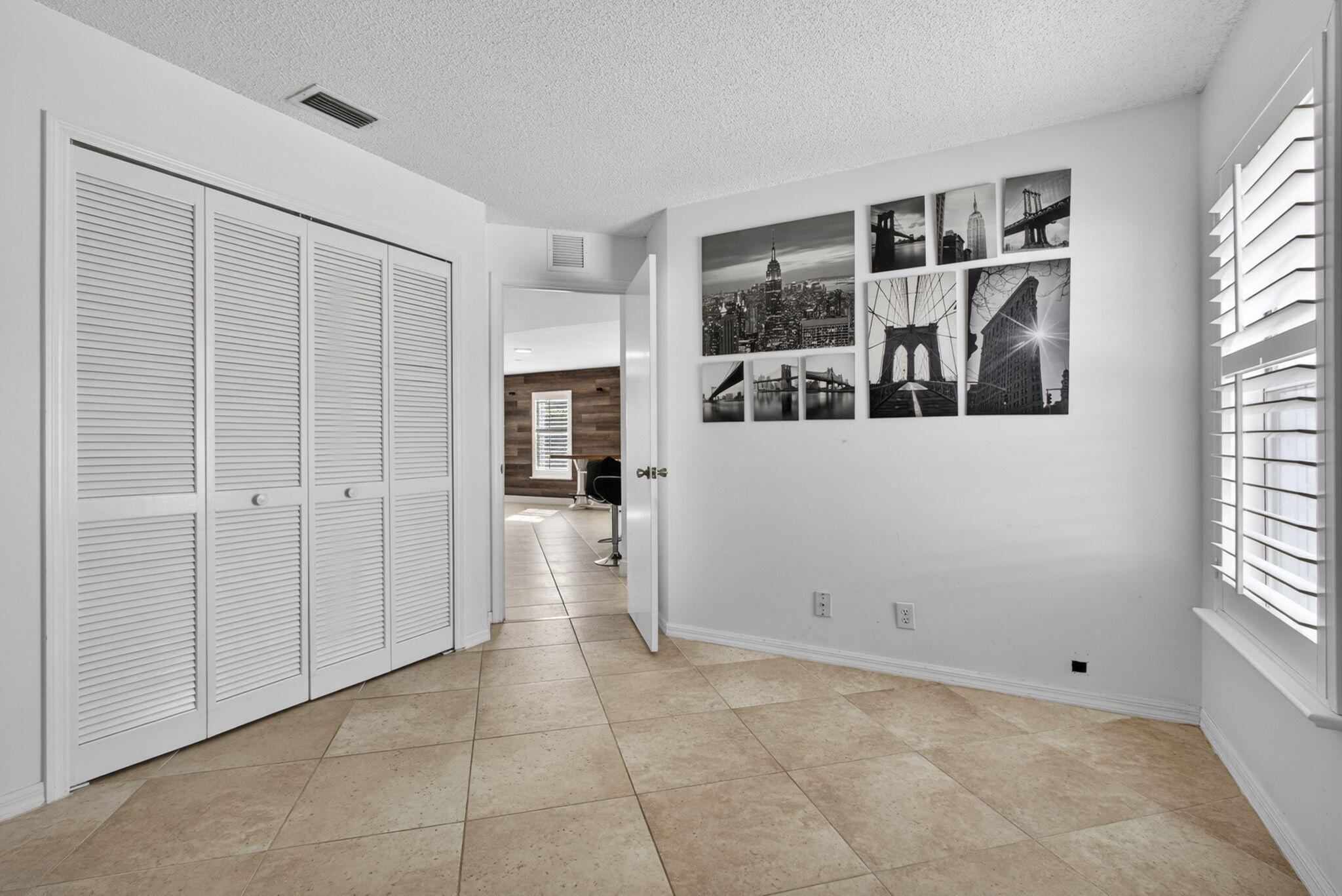 ROYAL PINES EST - Residential