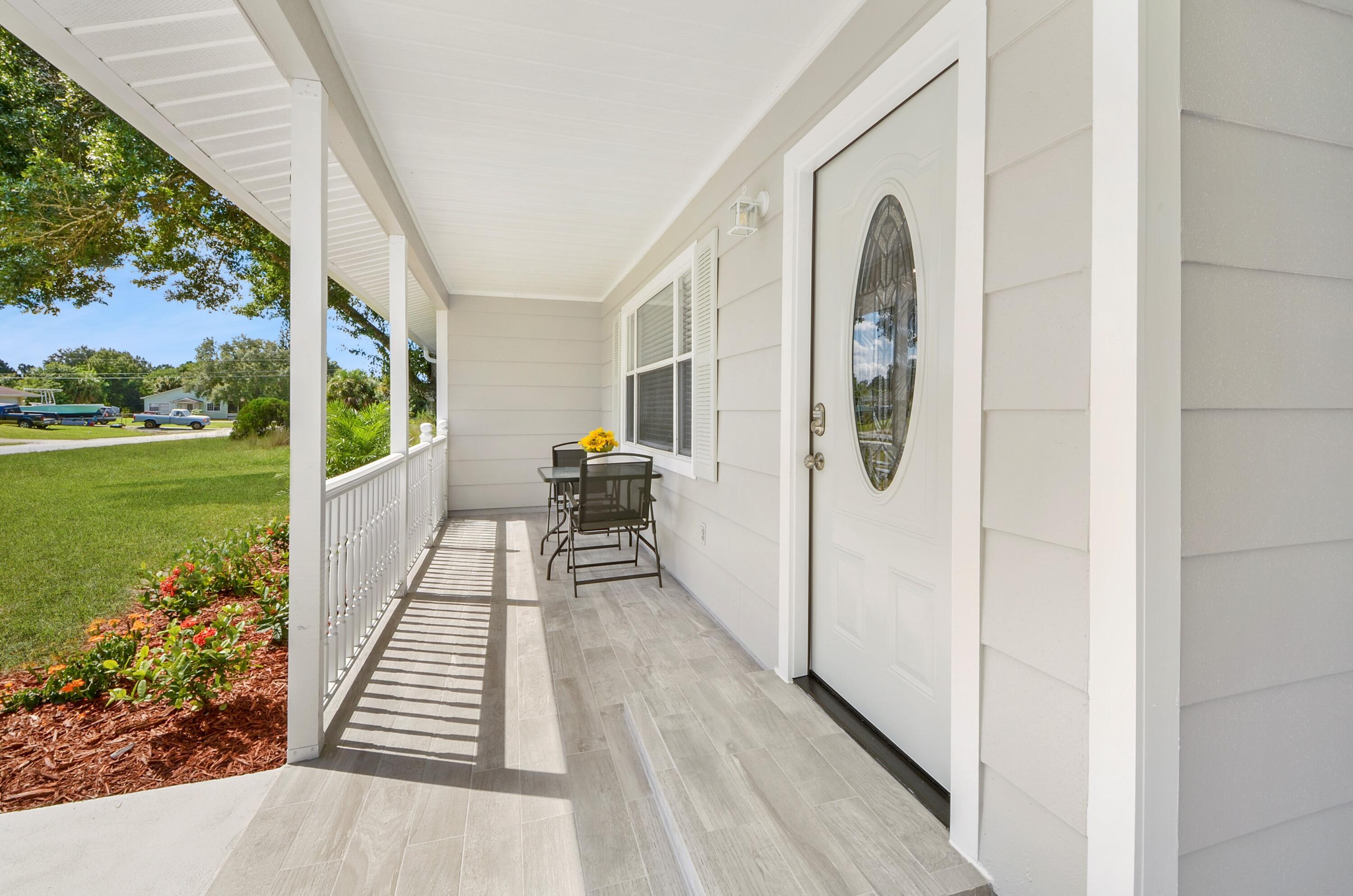 VERO LAKE ESTATES UNIT H - Residential
