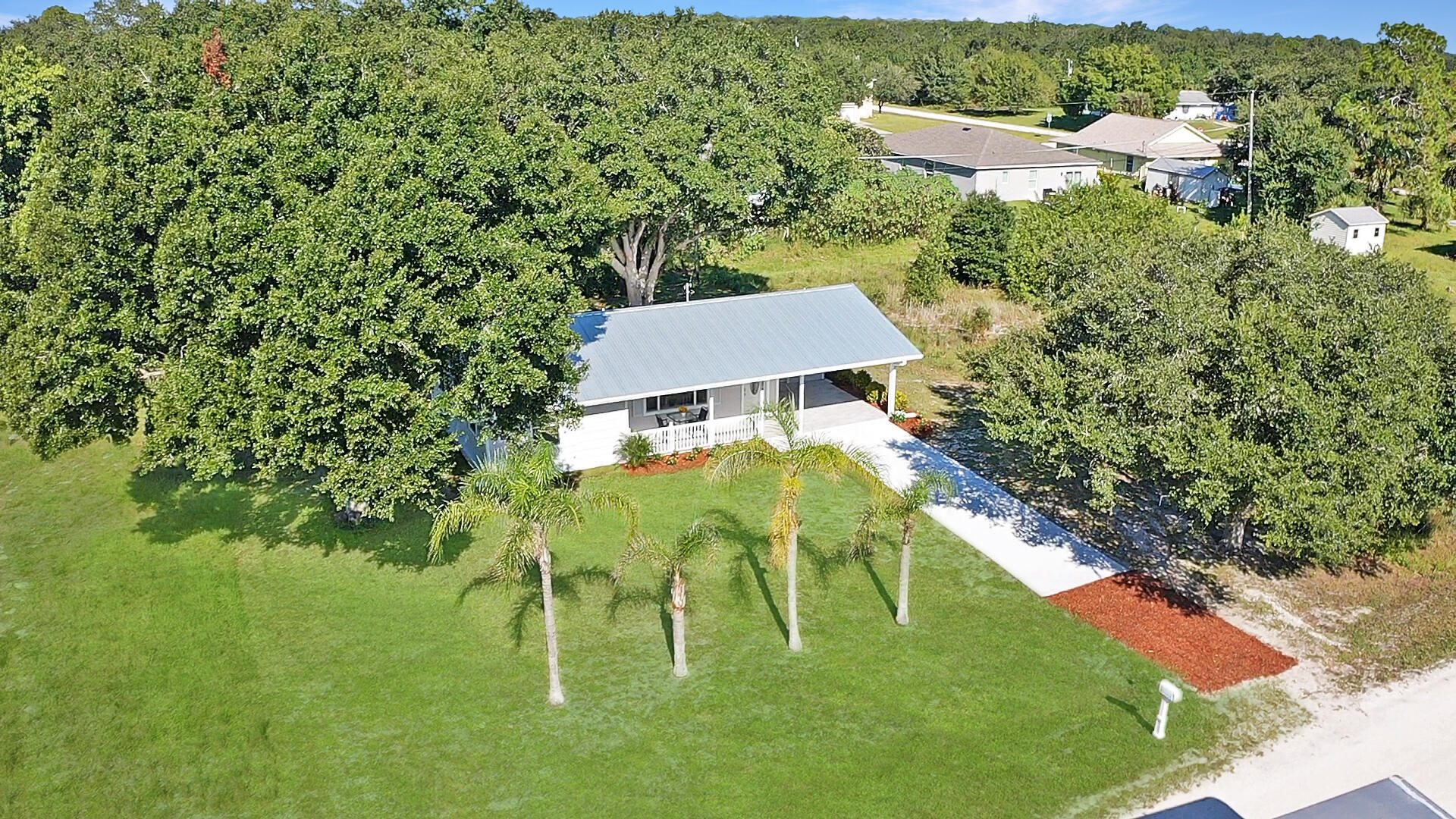 VERO LAKE ESTATES UNIT H - Residential