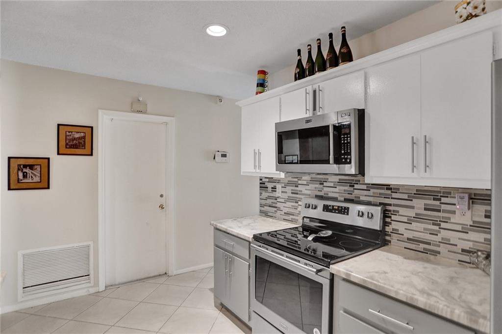 Mainlands Of Tamarac Lake - Residential