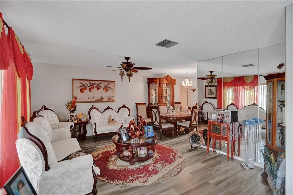 Mainlands Of Tamarac Lake - Residential