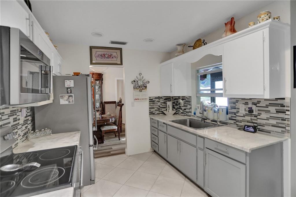 Mainlands Of Tamarac Lake - Residential
