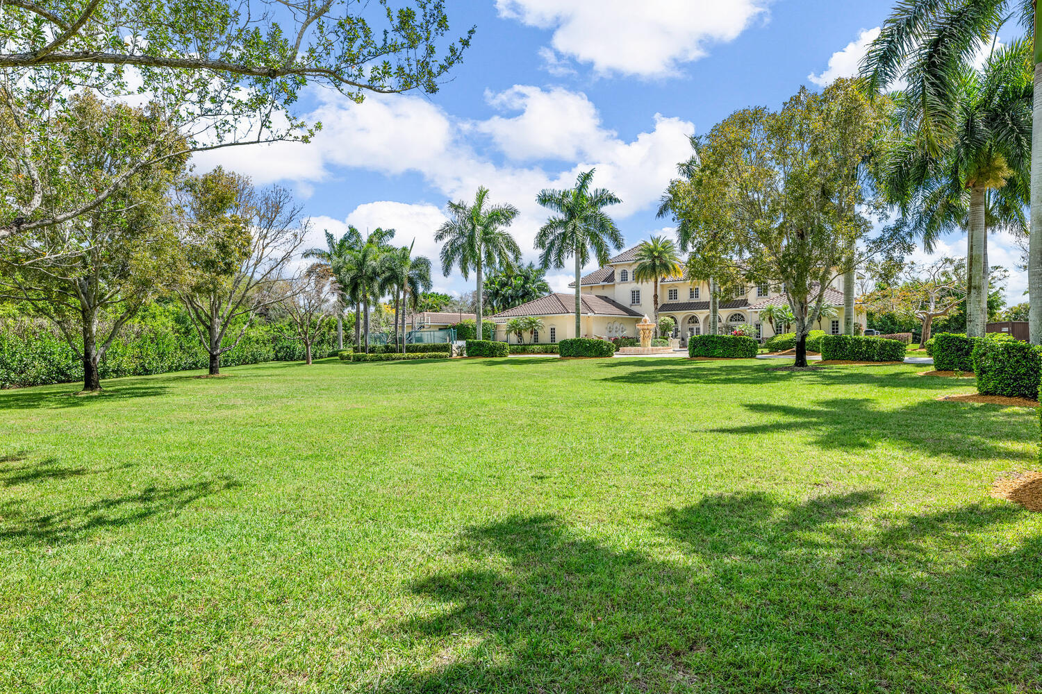 PADDOCK PARK NO 2 OF WELLINGTON - Residential