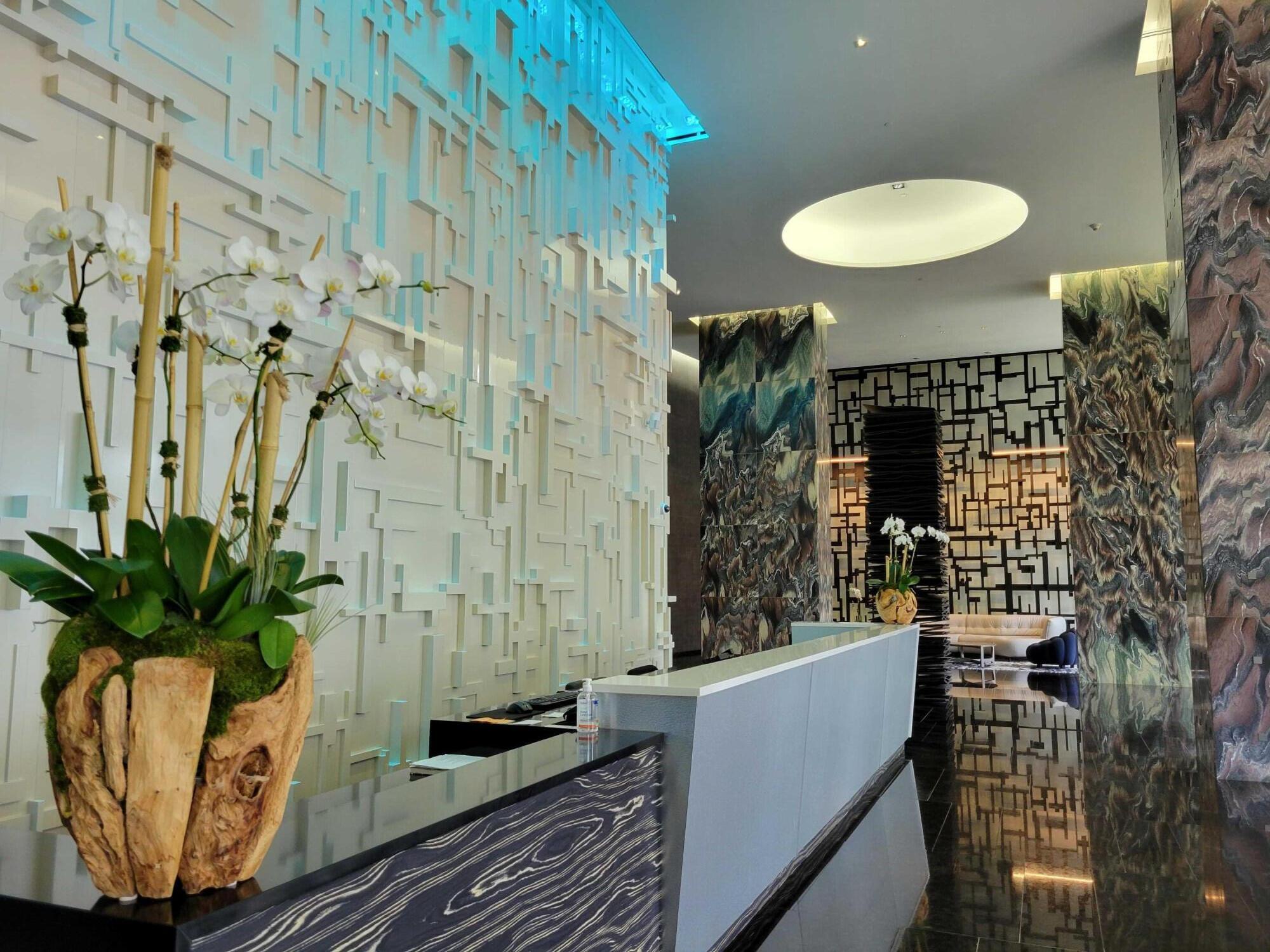 BEACH CLUB CONDO - Residential