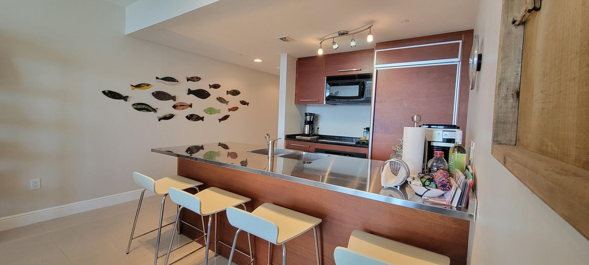 BEACH CLUB CONDO - Residential