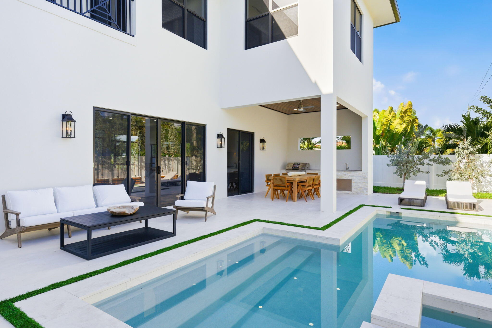 LEWIS SHORE ESTS 3 IN - Residential