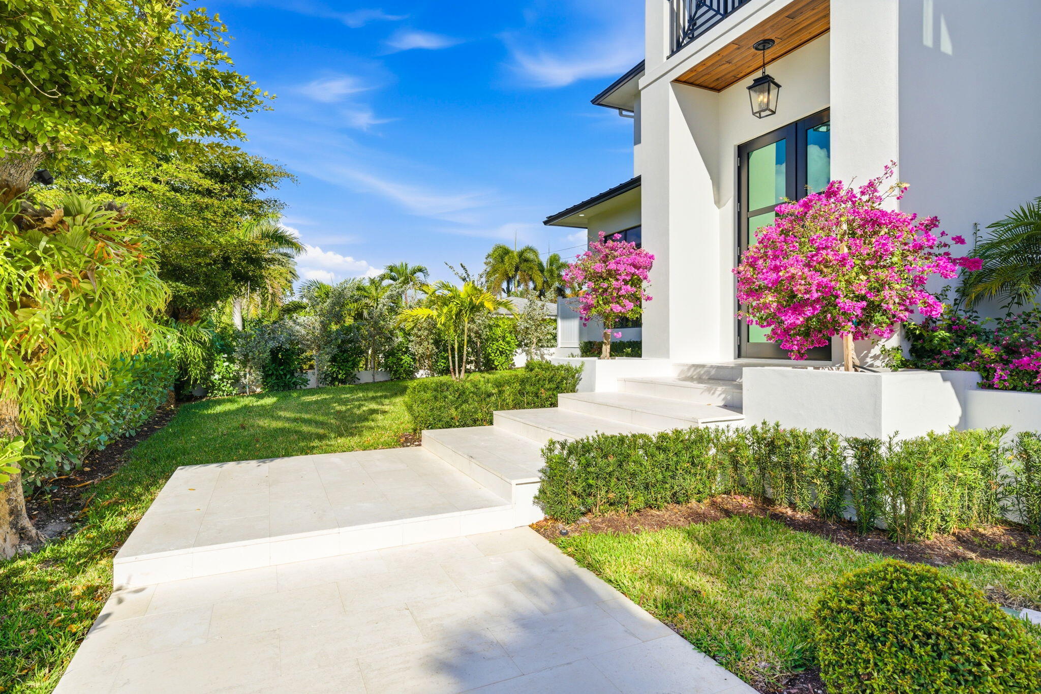 LEWIS SHORE ESTS 3 IN - Residential