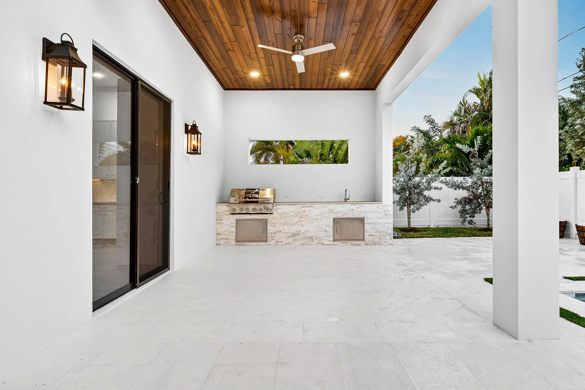 LEWIS SHORE ESTS 3 IN - Residential