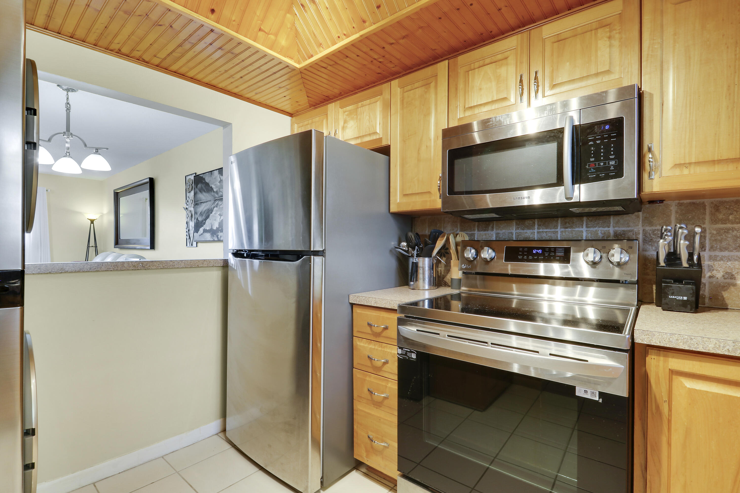 PINE GARDENS CONDO - Residential Lease