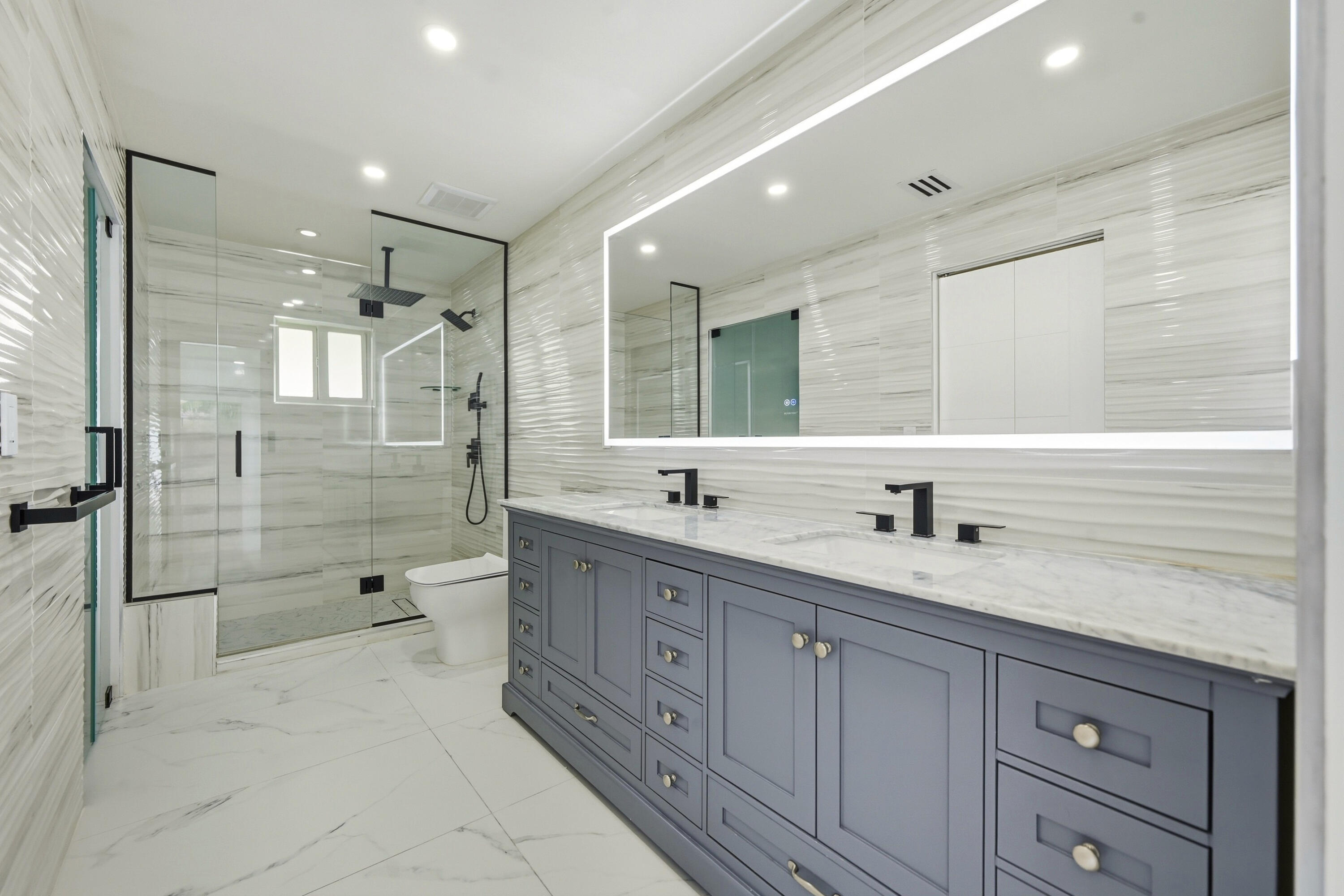 PARADISE PALMS UNIT 5 - Residential Lease