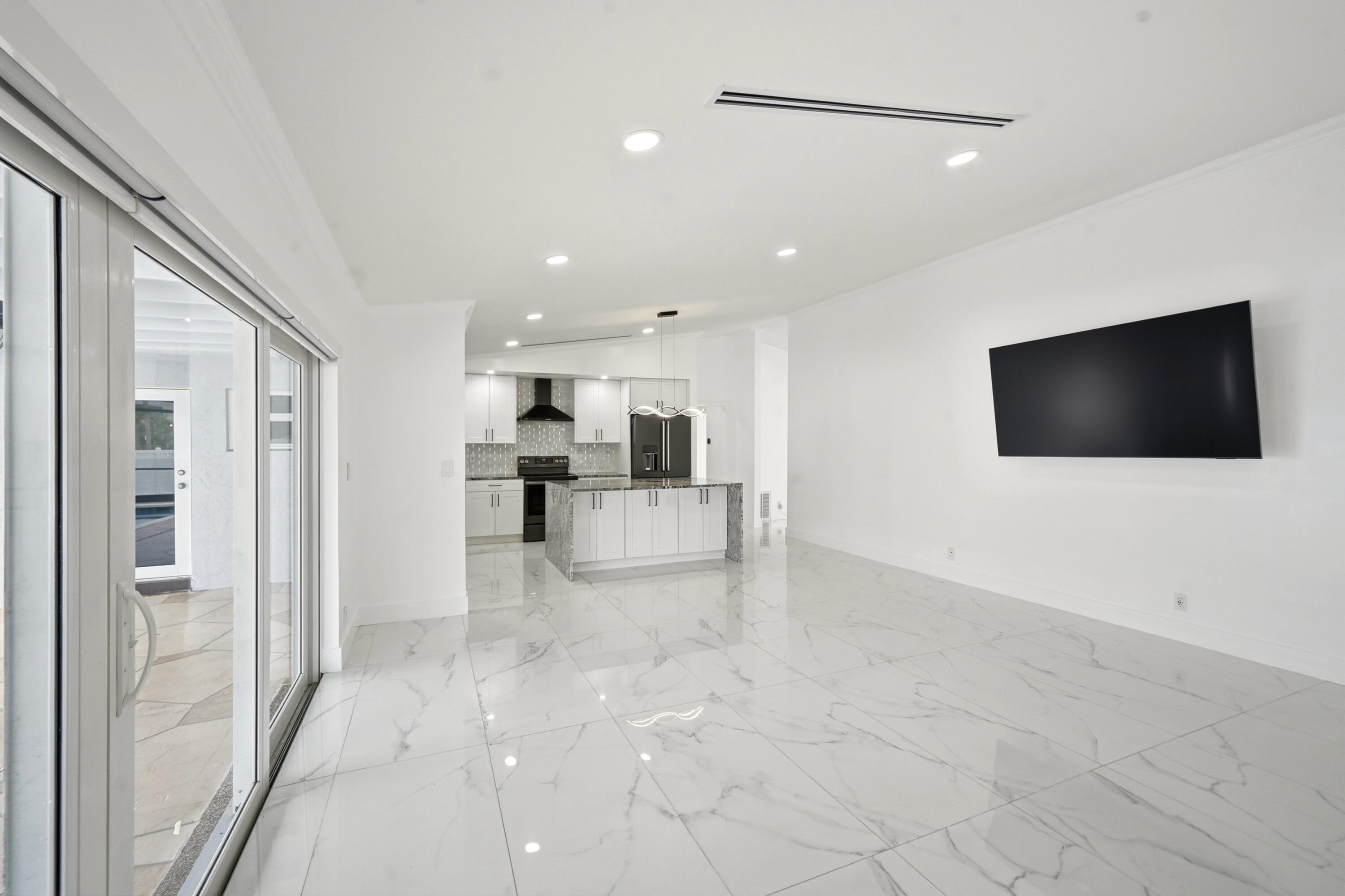 PARADISE PALMS UNIT 5 - Residential Lease
