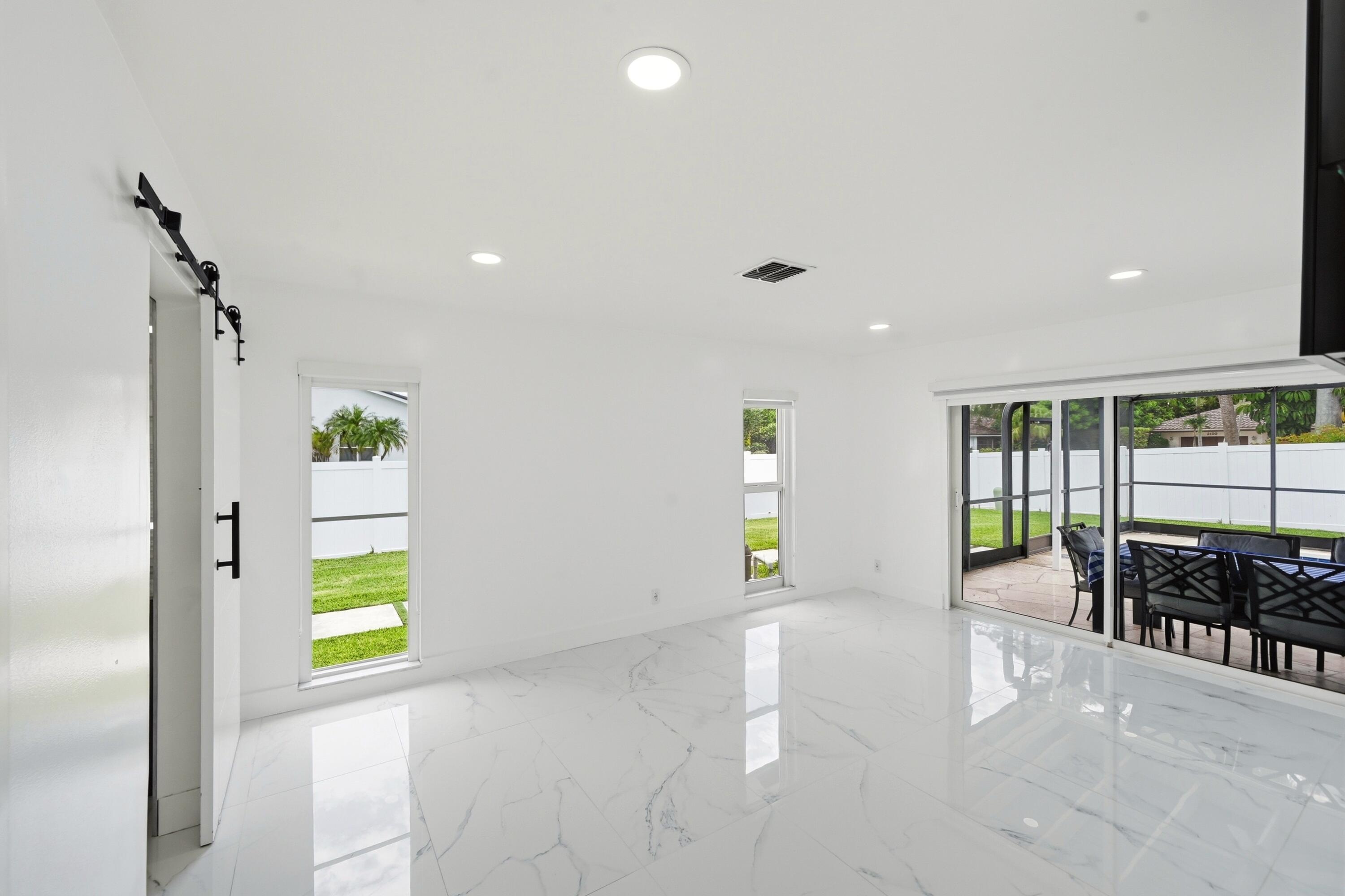 PARADISE PALMS UNIT 5 - Residential Lease