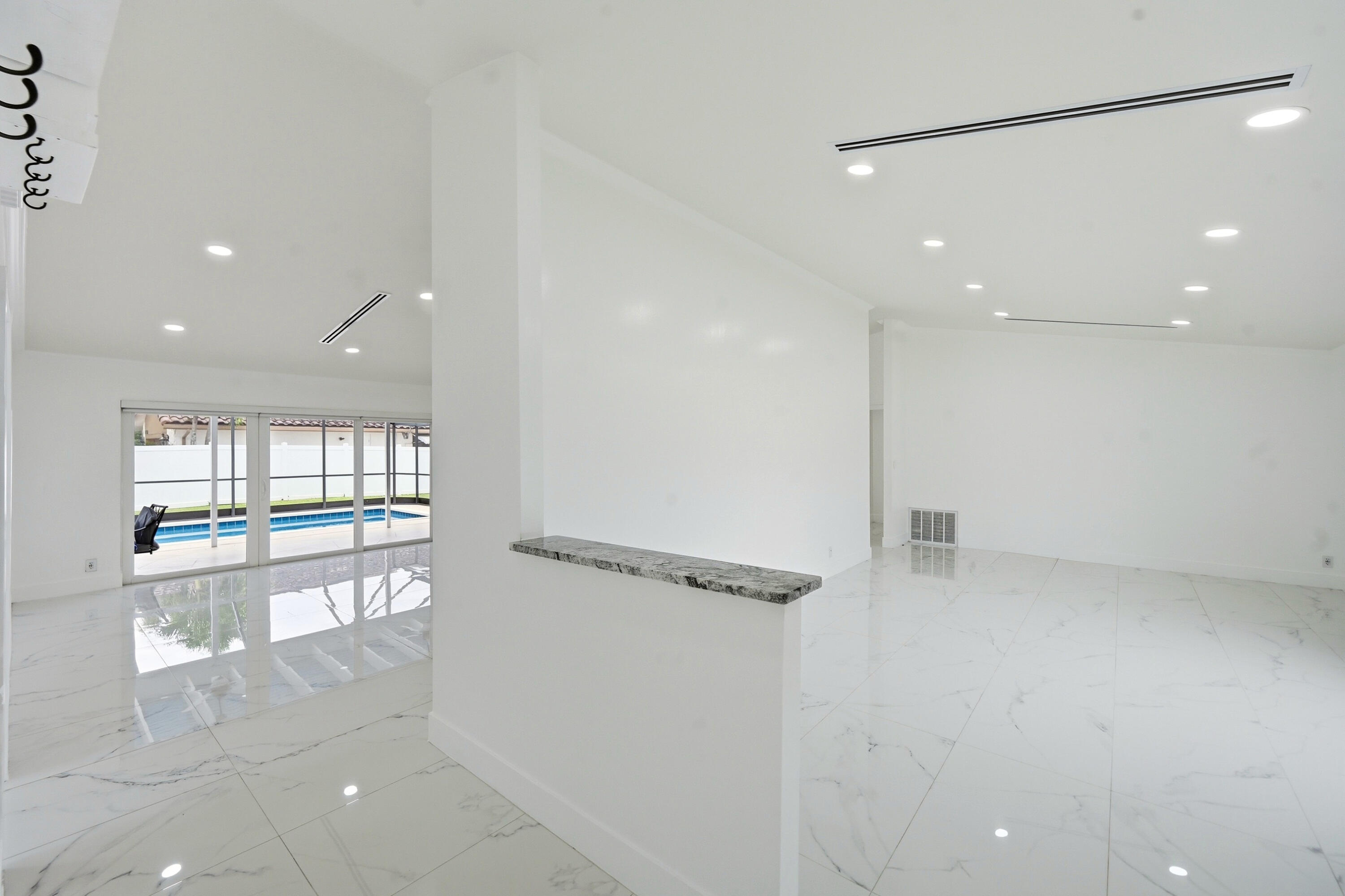 PARADISE PALMS UNIT 5 - Residential Lease