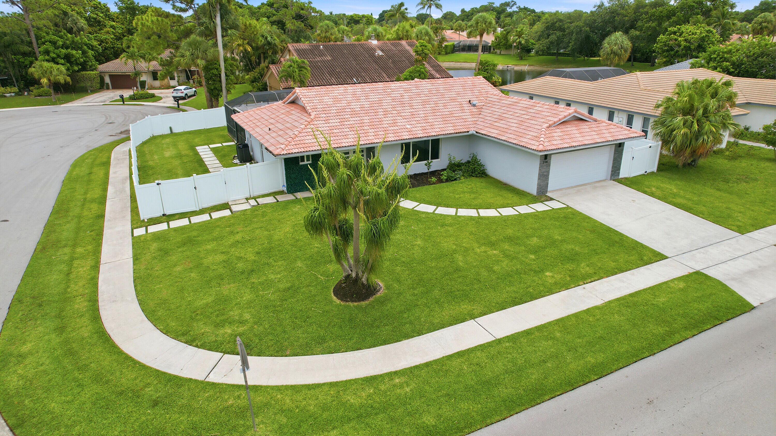 PARADISE PALMS UNIT 5 - Residential Lease