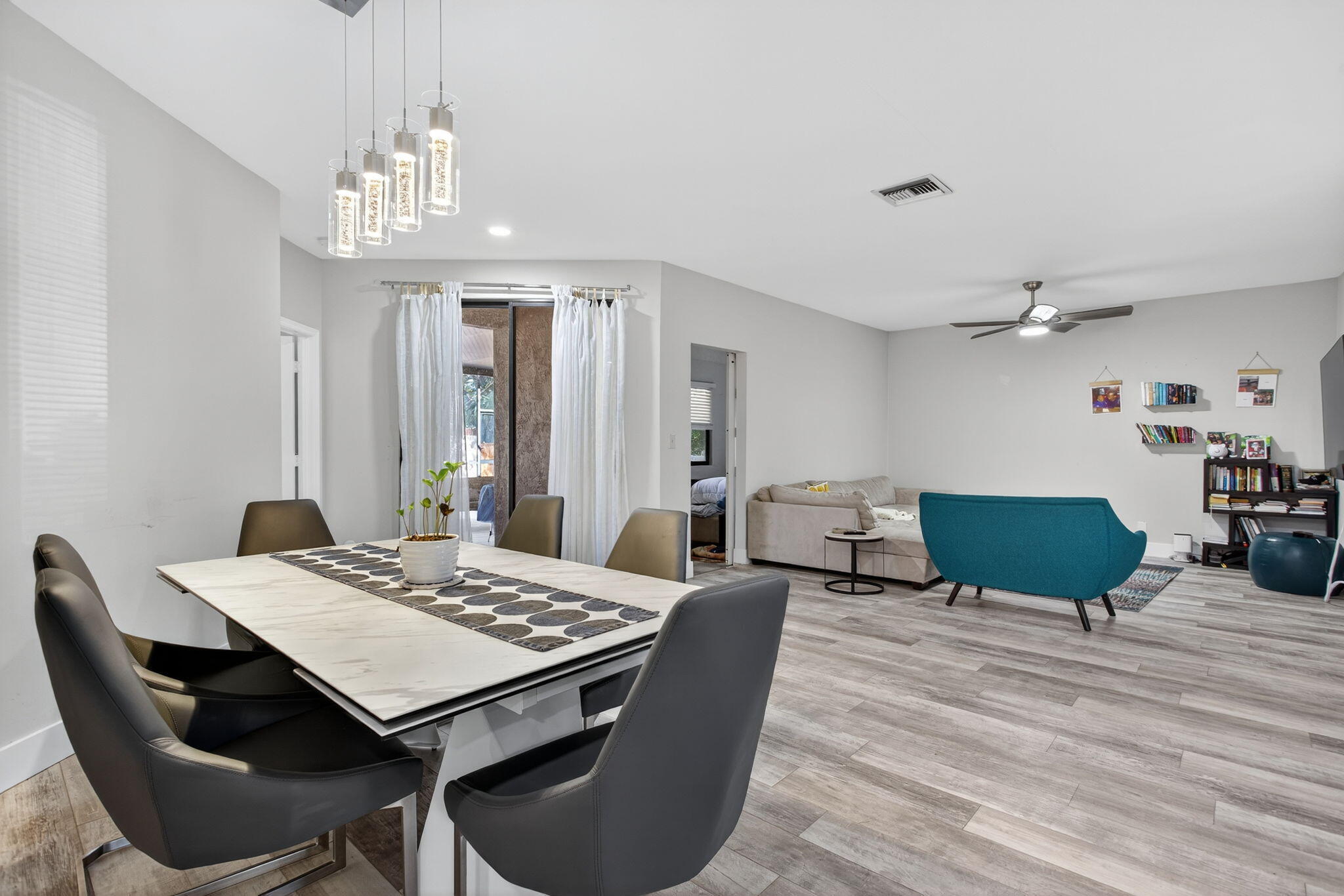 GLEN CONDOMINIUM 1 - Residential Lease