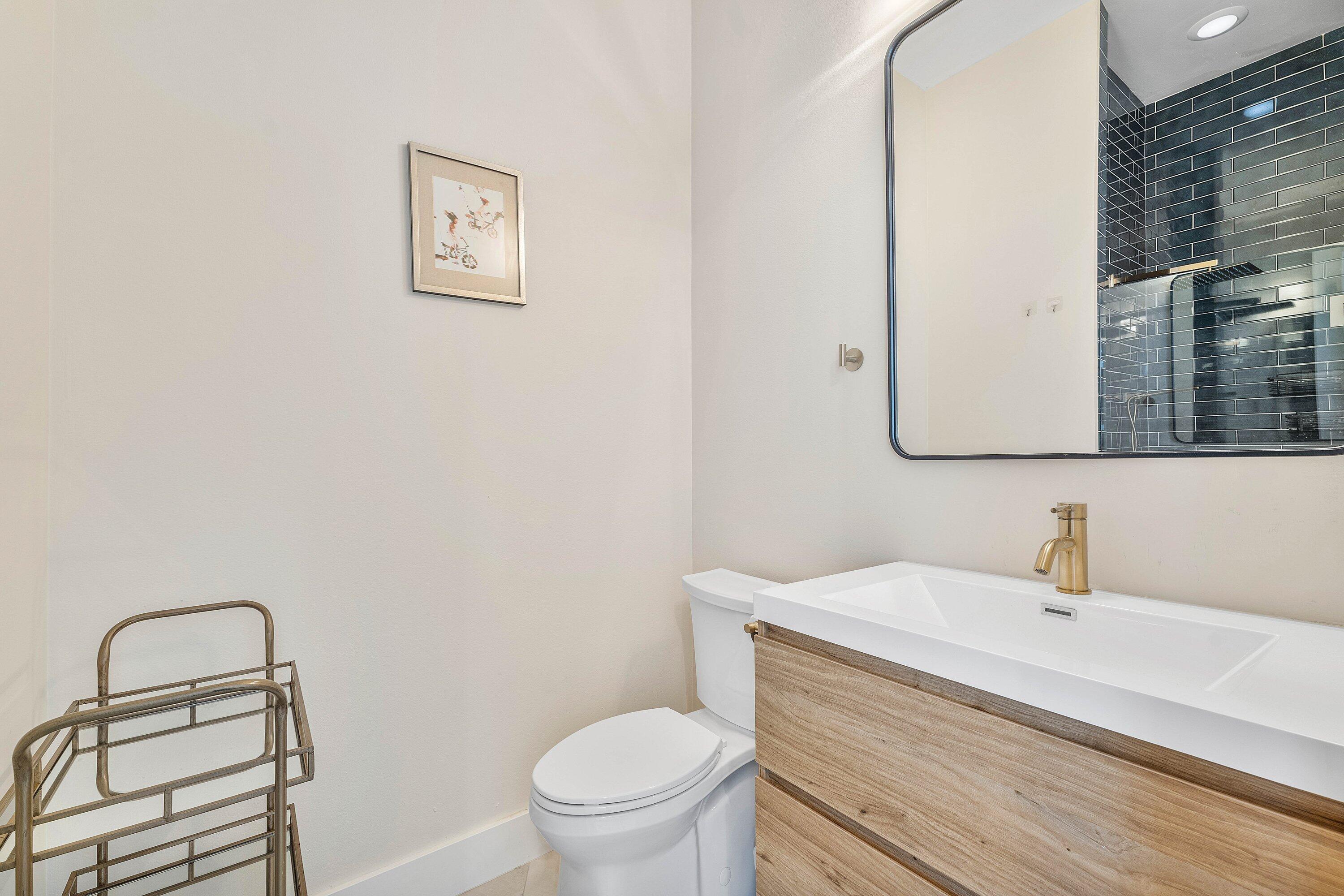 GOLF AND TENNIS VILLAGE PH 3 - Residential Lease