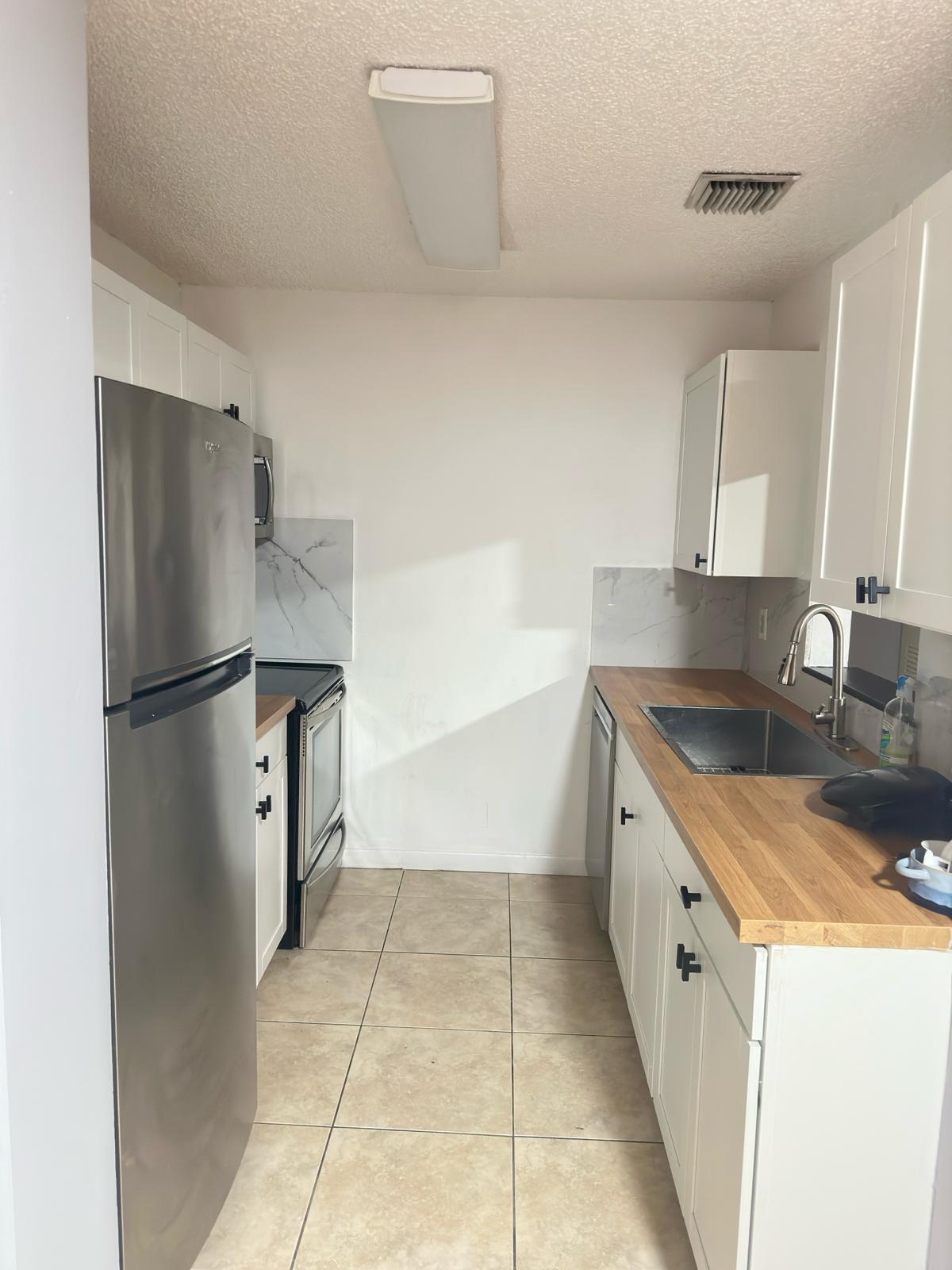 CHEVY CHASE AMD PLAT - Residential Lease