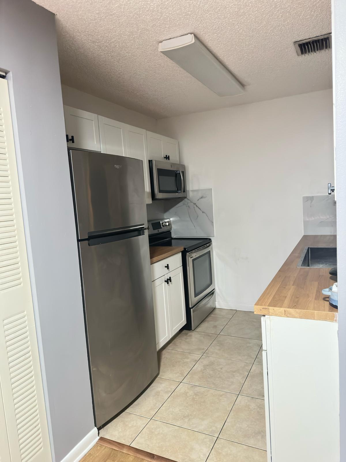 CHEVY CHASE AMD PLAT - Residential Lease