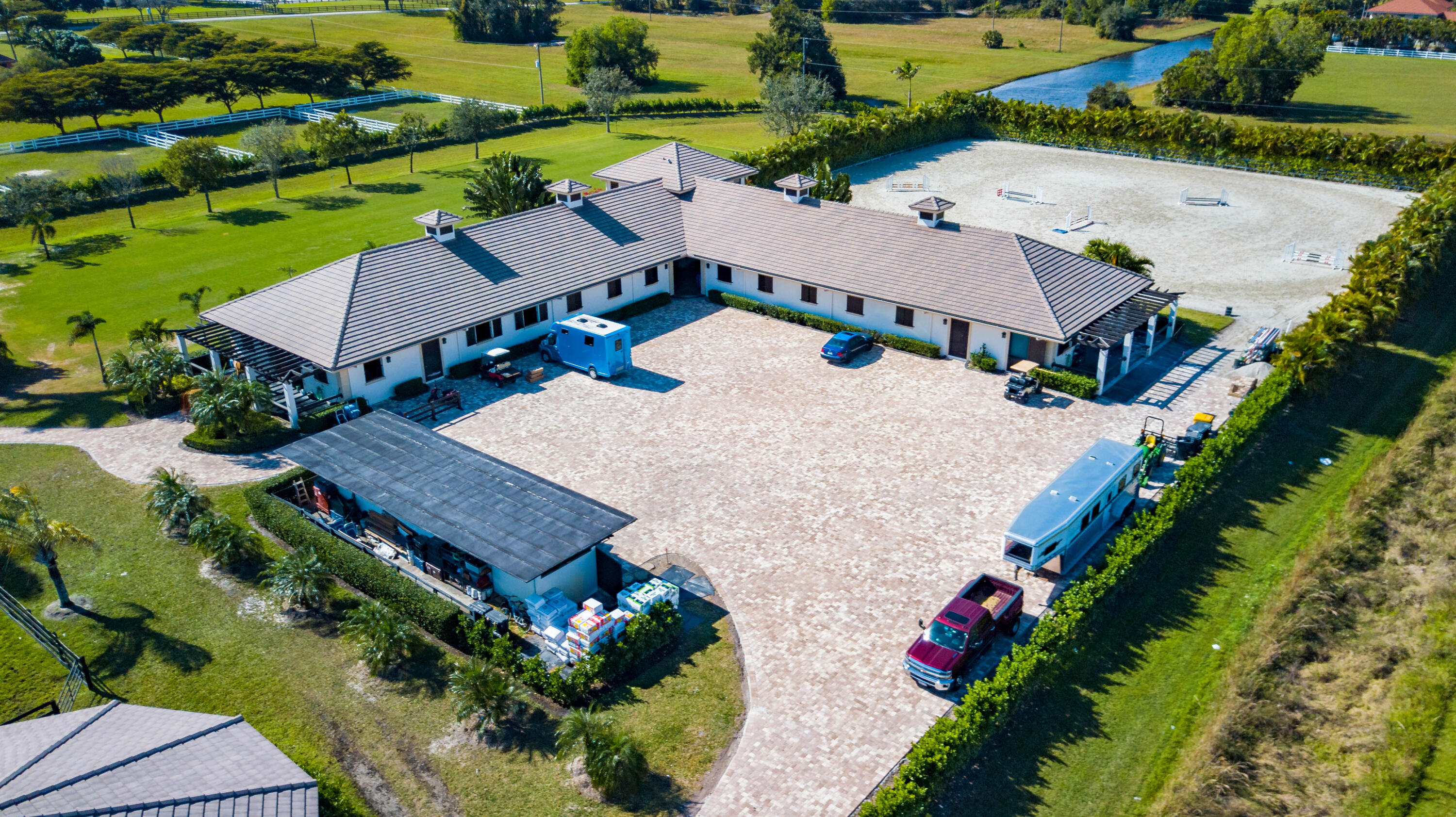 PALM BEACH POINT - Residential