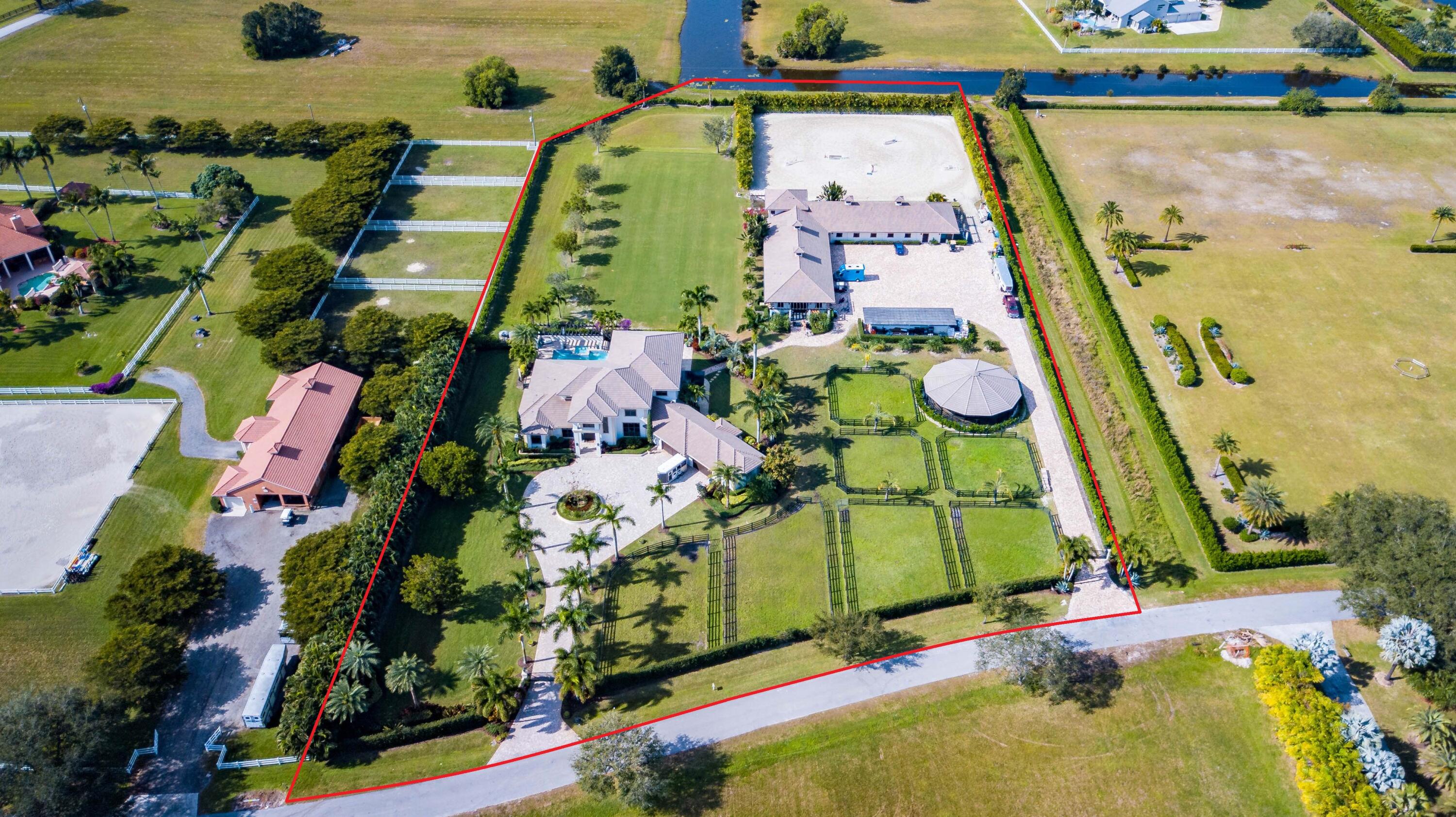 PALM BEACH POINT - Residential