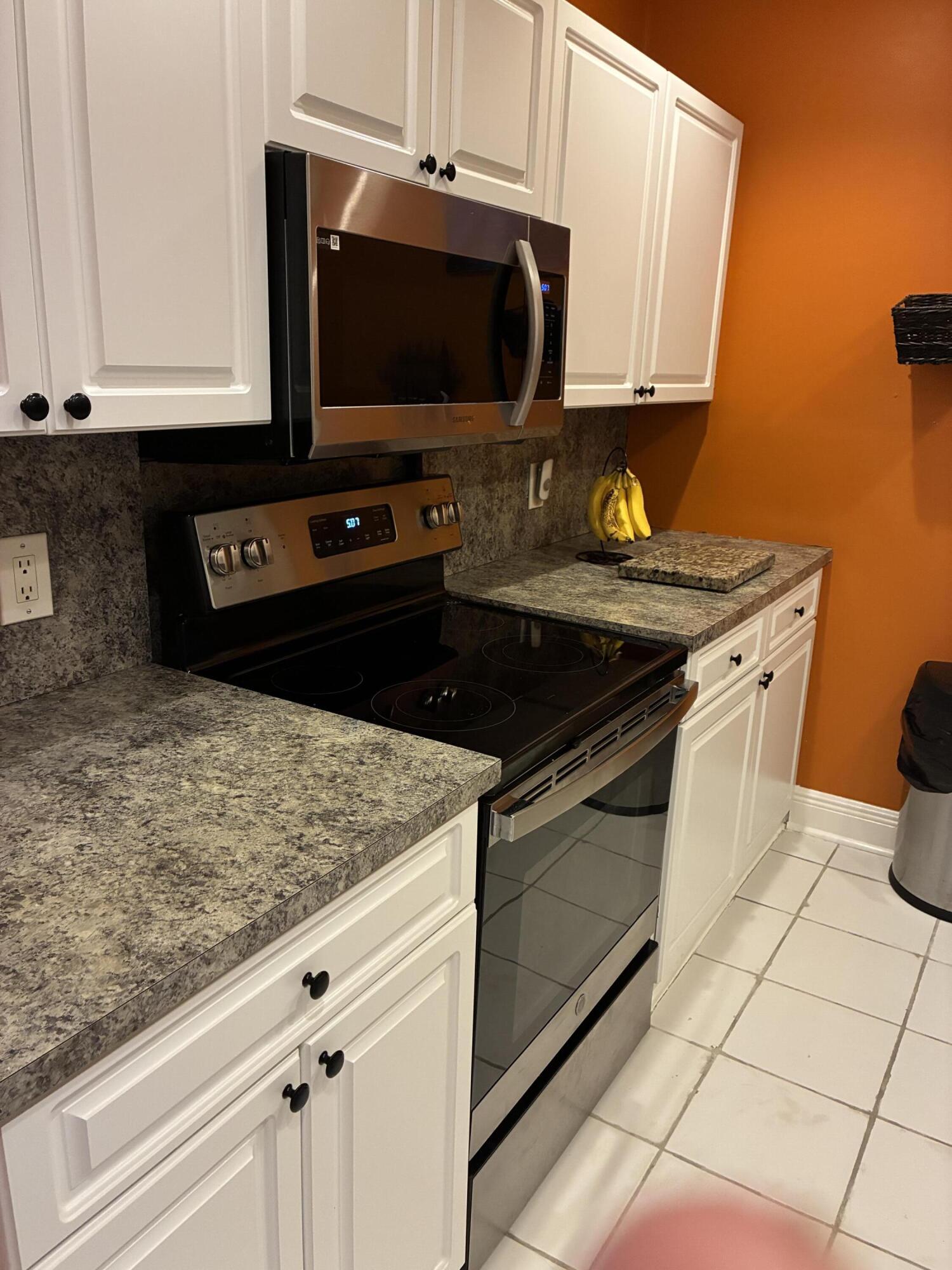 PALMLAND VILLAS I CONDO - Residential