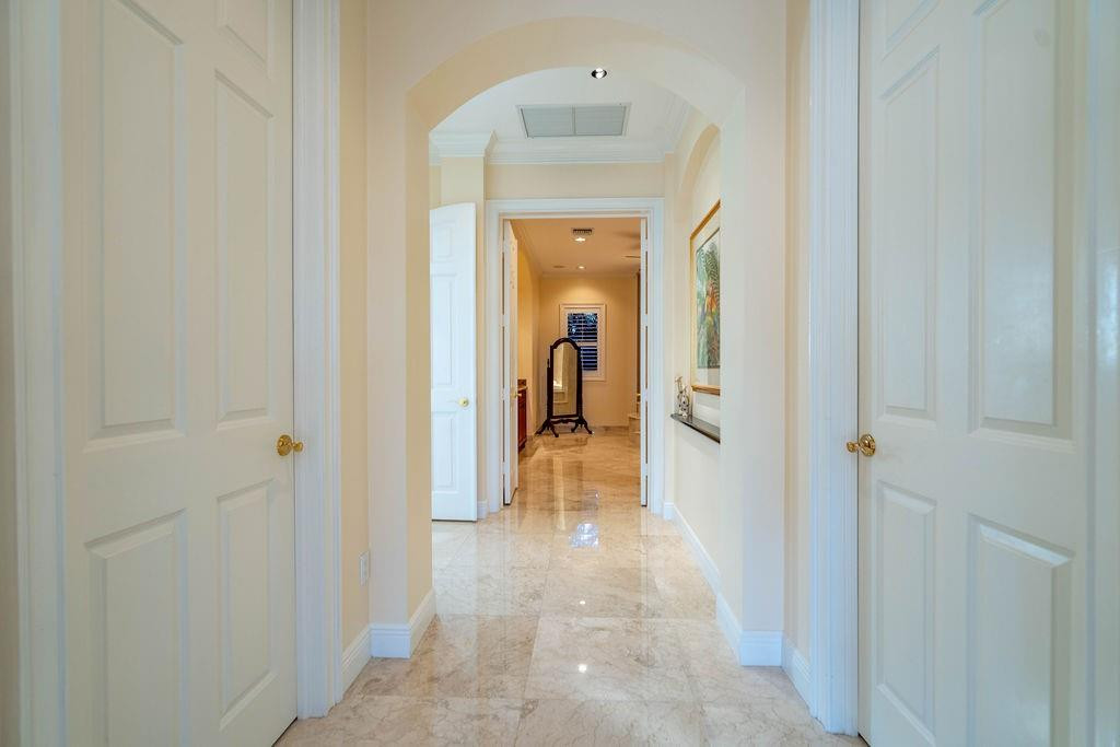 Hillsboro Isles 29-4 B - Residential