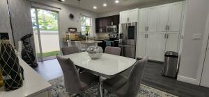 5150 HILLSBORO - Residential Lease