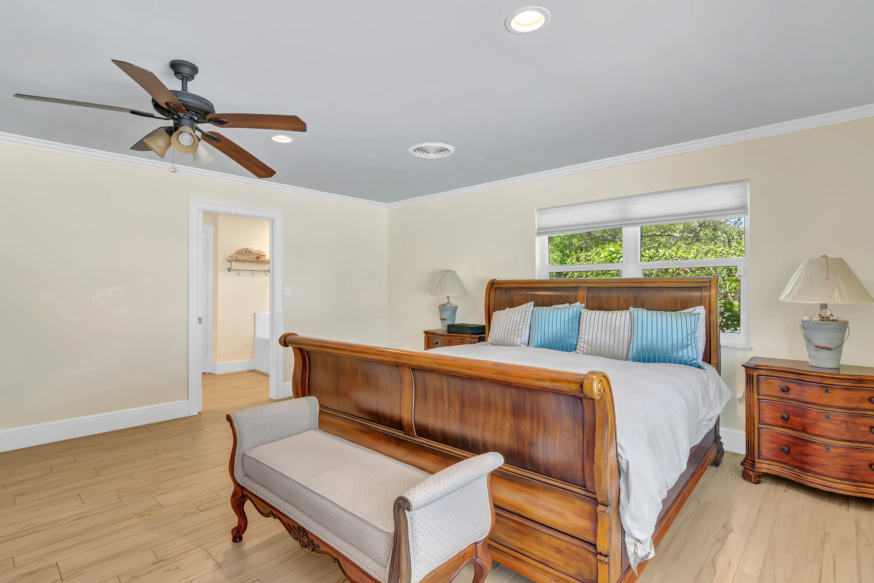 RIVER OAKS ESTATES UNIT 2 - Residential