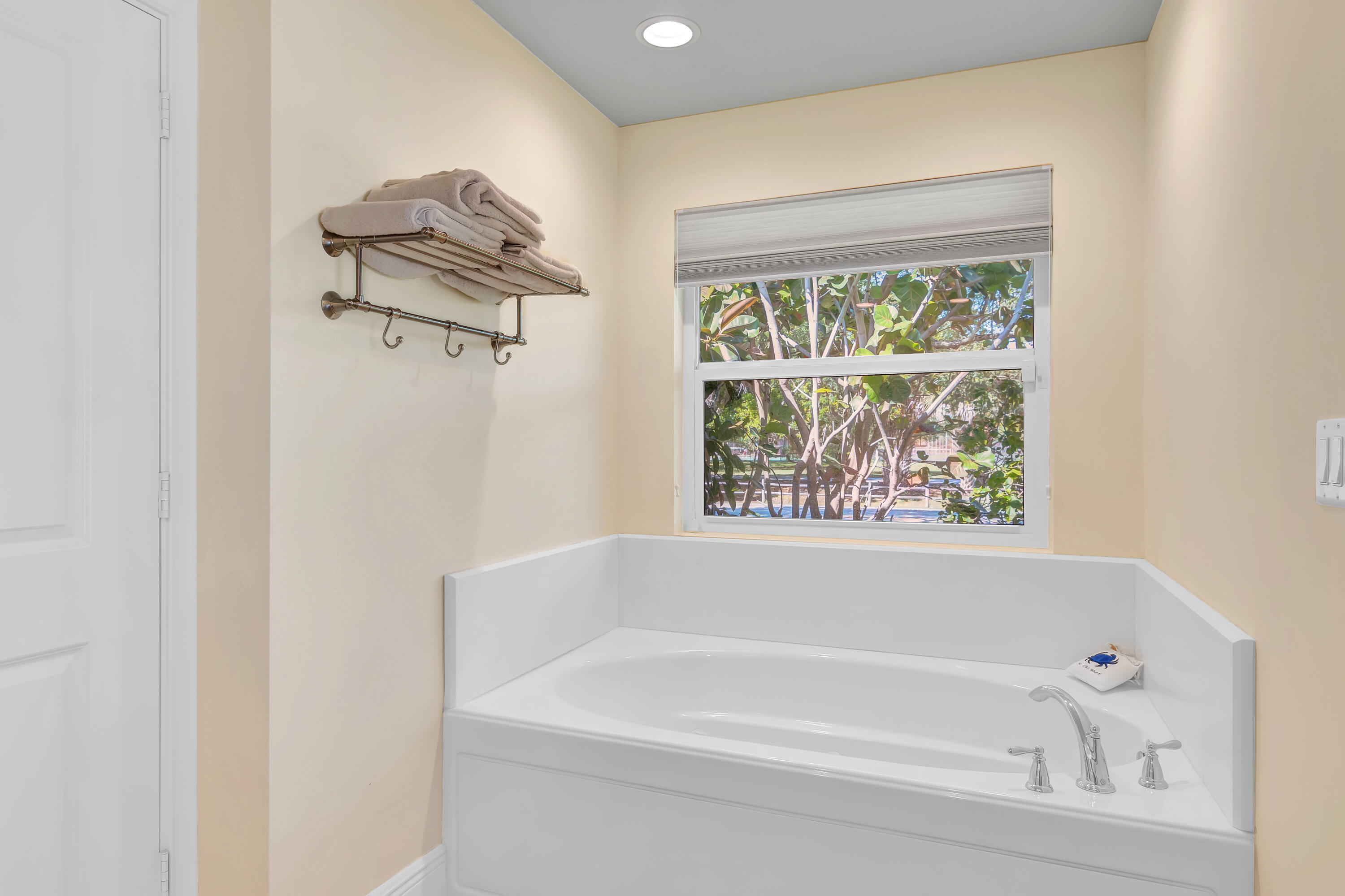 RIVER OAKS ESTATES UNIT 2 - Residential
