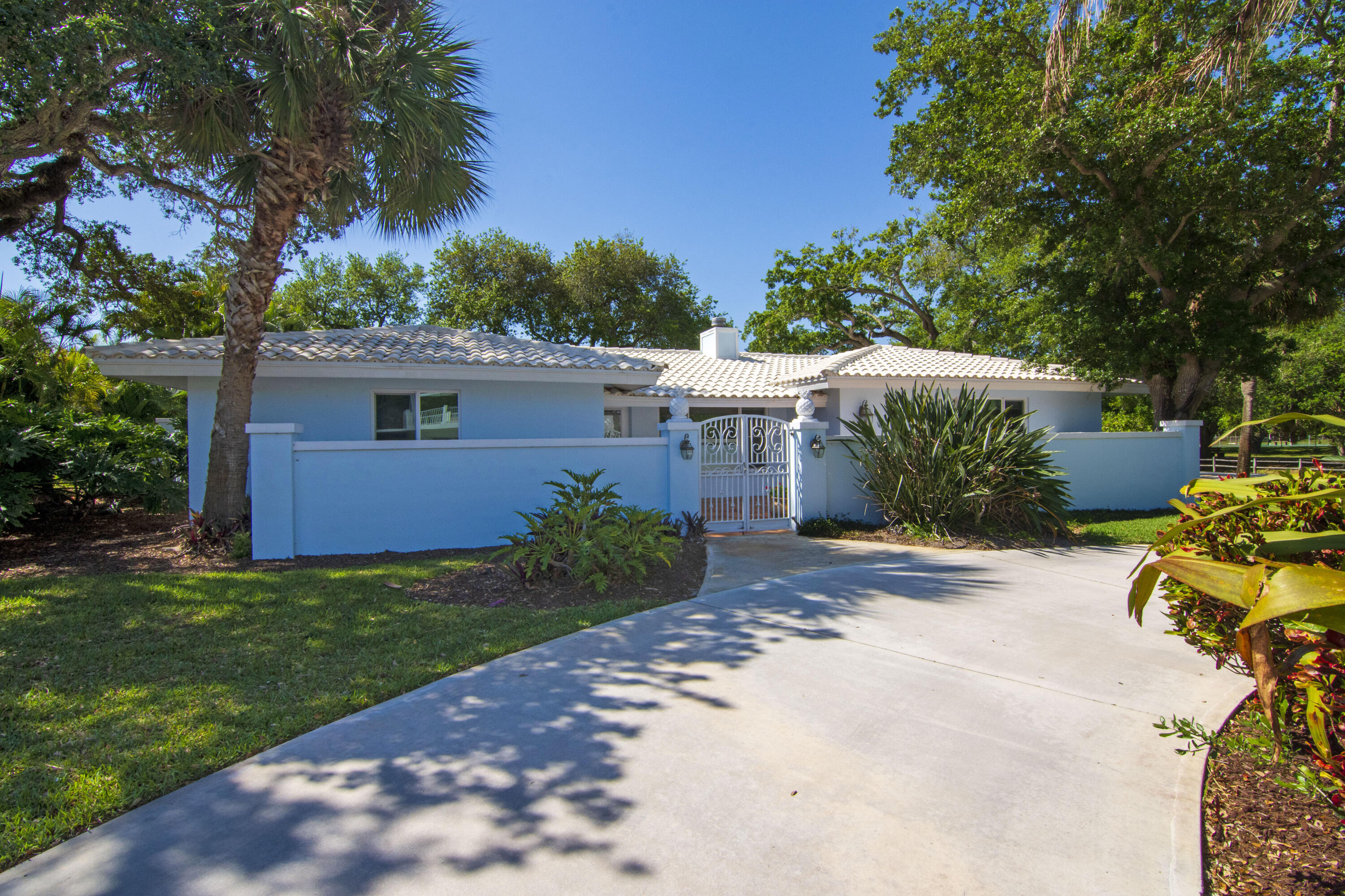 RIVER OAKS ESTATES UNIT 2 - Residential