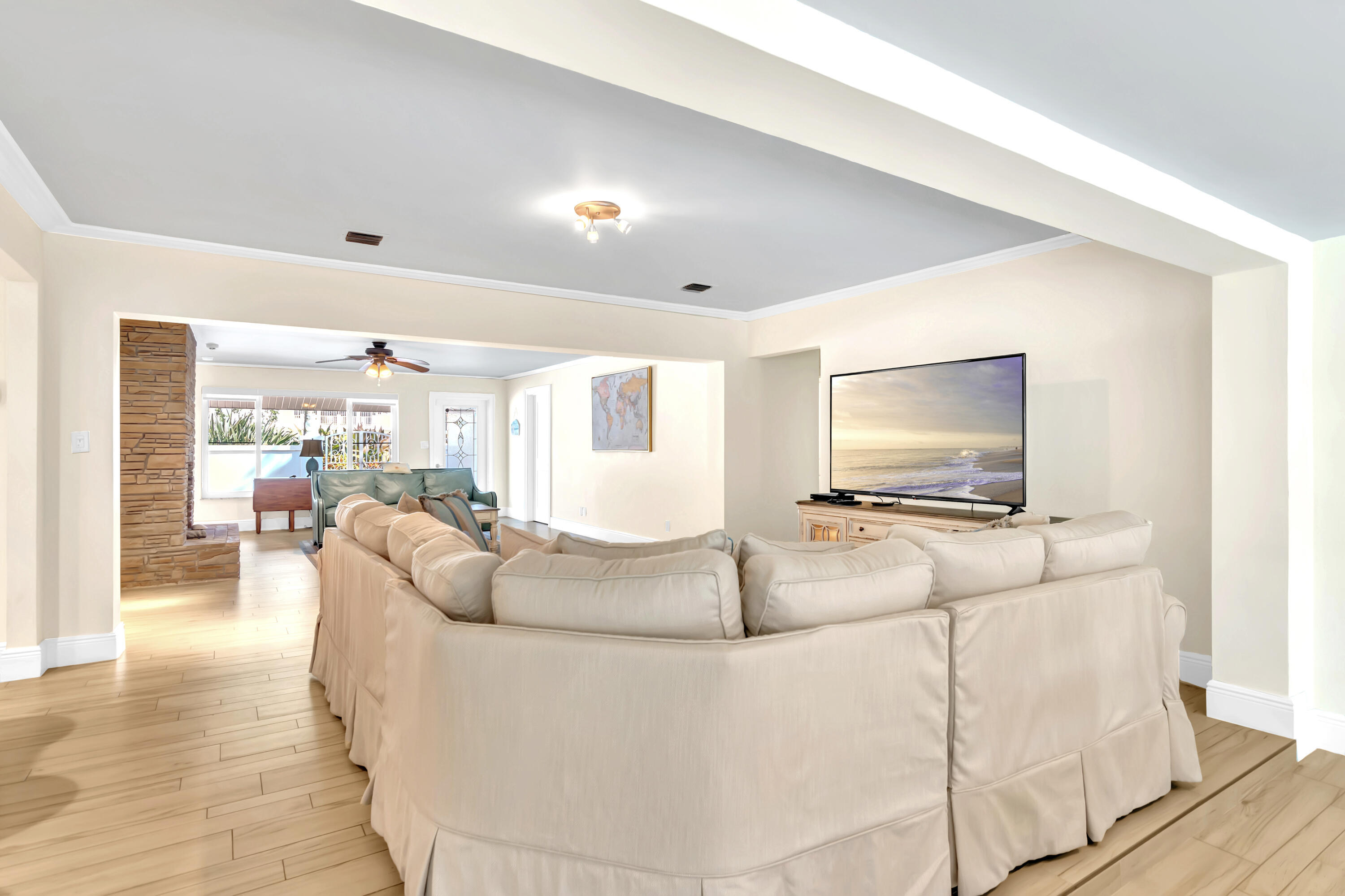 RIVER OAKS ESTATES UNIT 2 - Residential